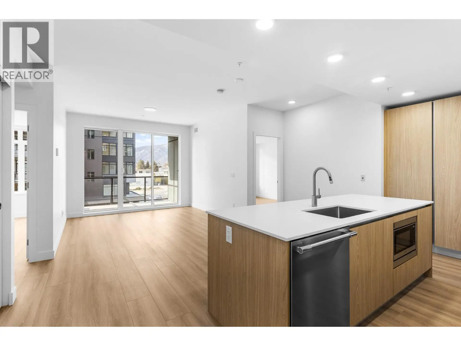 #301 2780 Olalla Road - Image 2