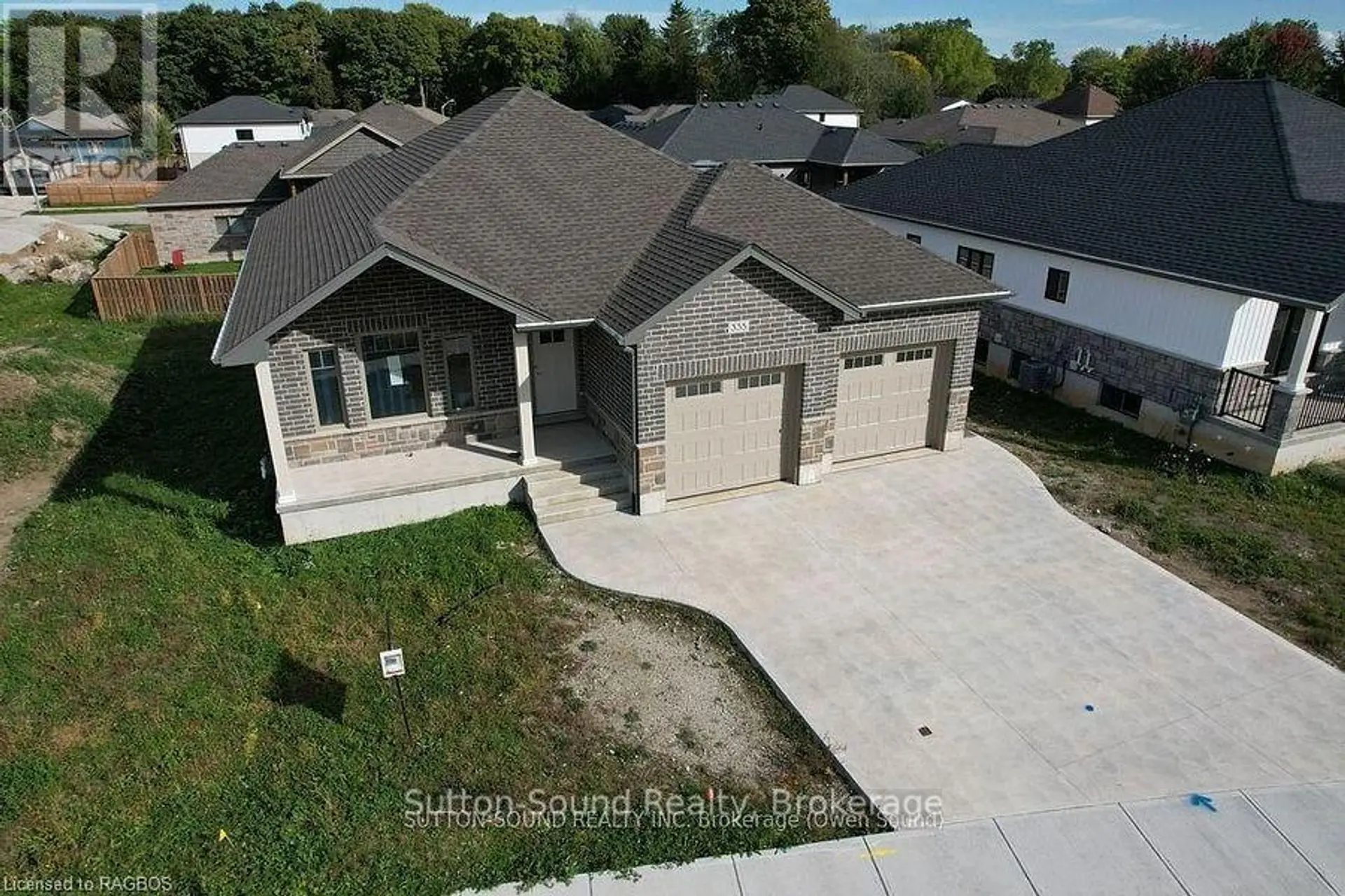 335 6TH AVENUE W - Image 3