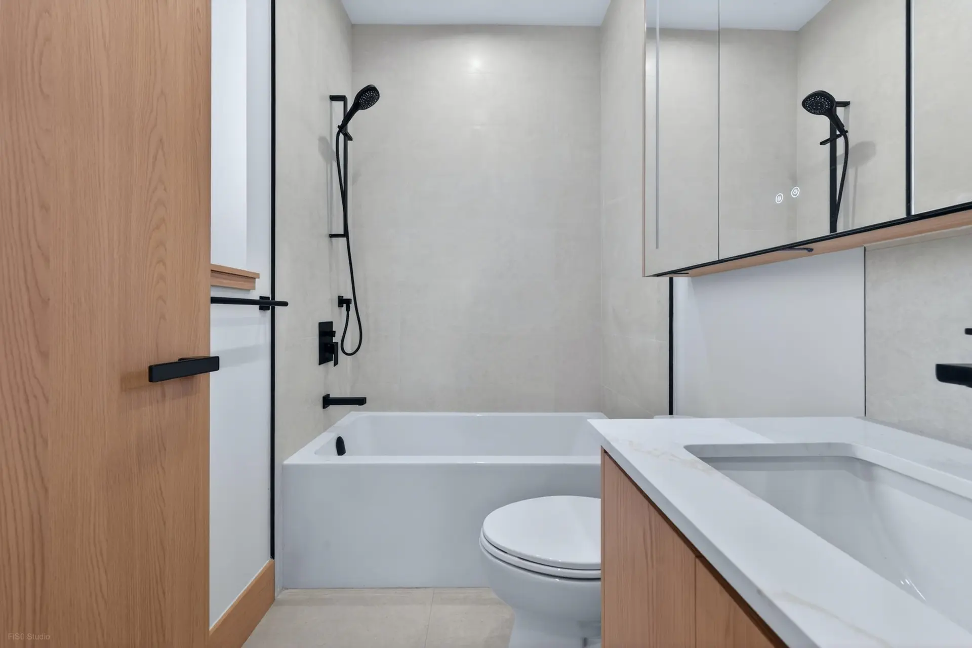 #3 1495 E 58th Avenue - Image 13