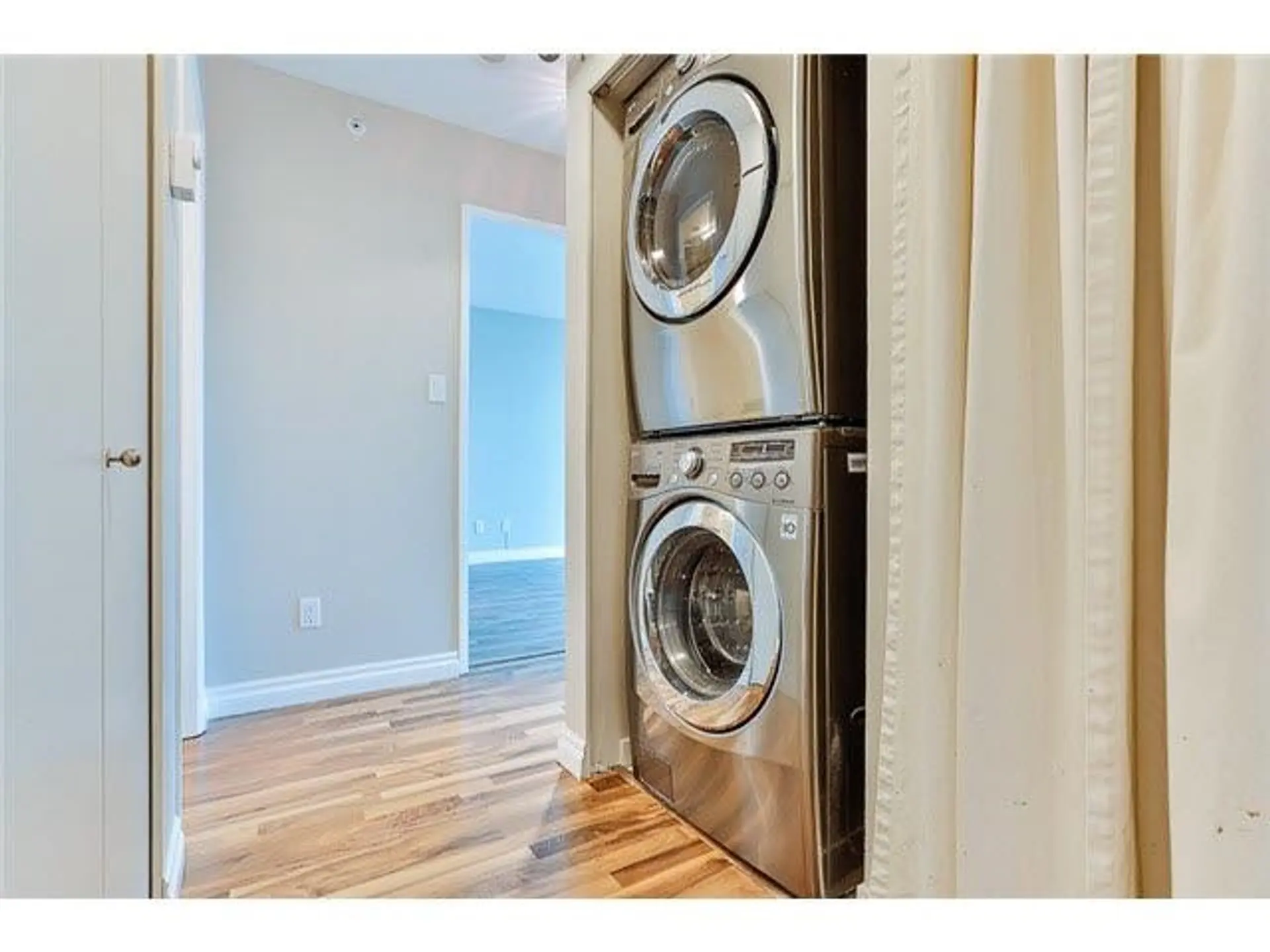 #1007 1008 Cambie Street - Image 13