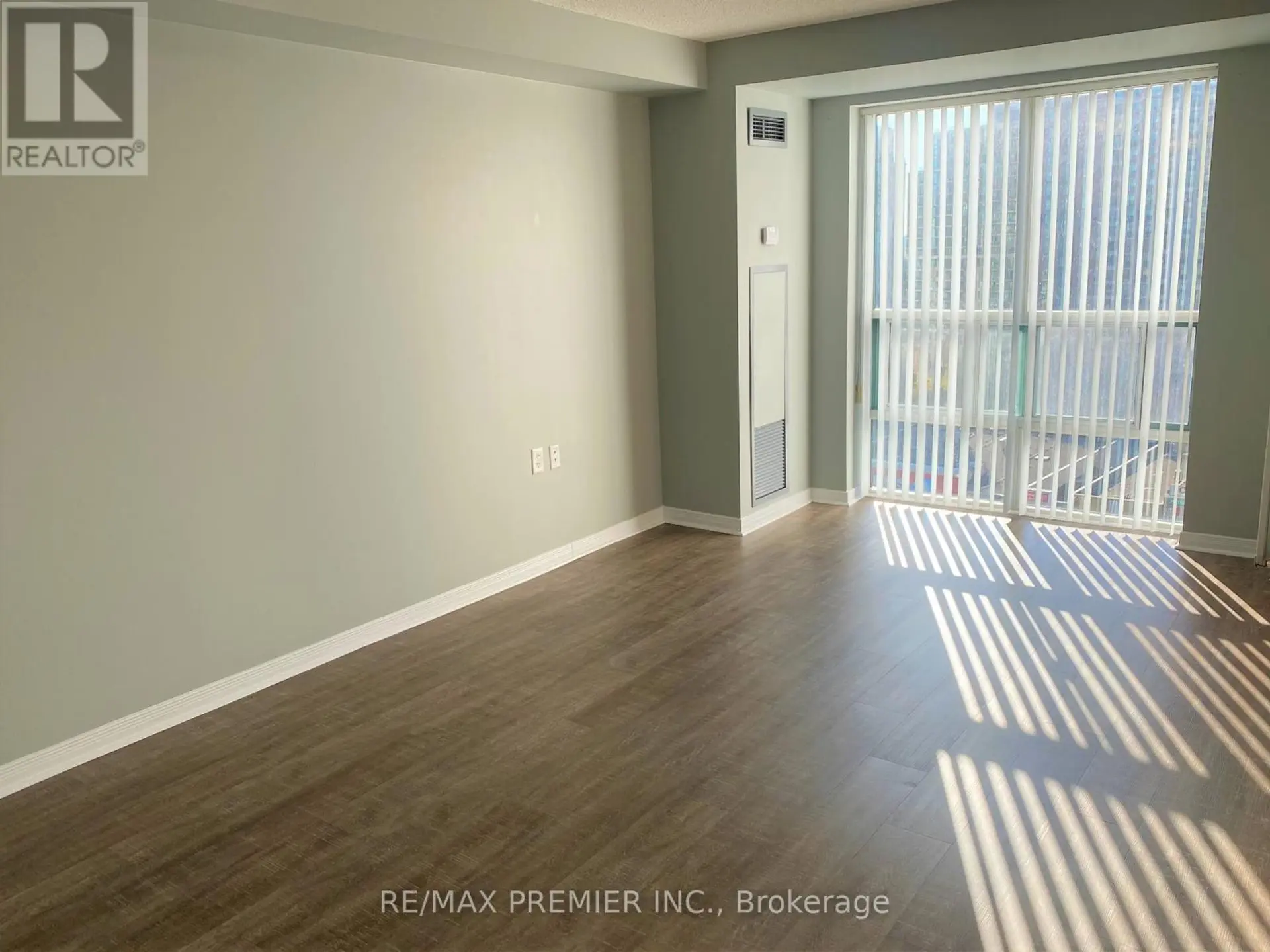 #1201 22 OLIVE AVENUE - Image 4