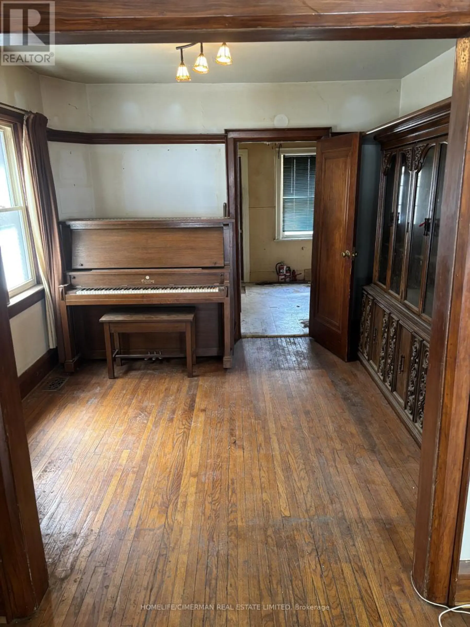501 WHITMORE AVENUE - Image 7