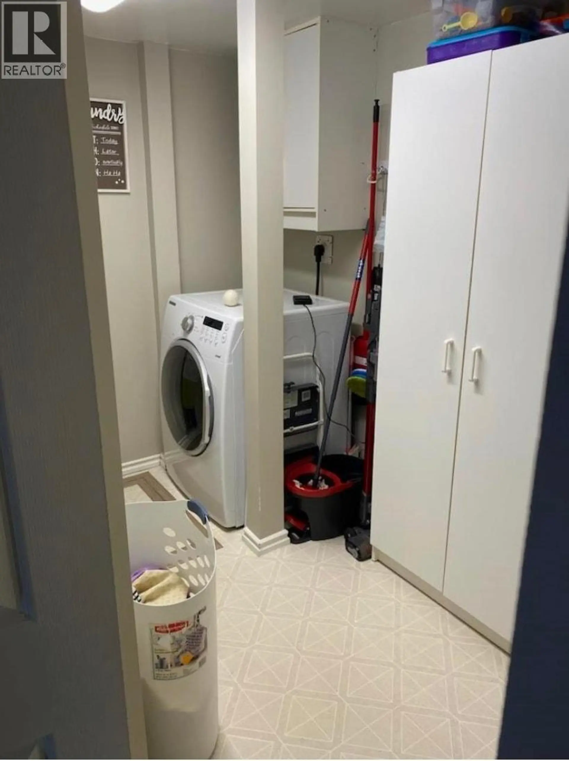 10856 102 STREET - Image 14