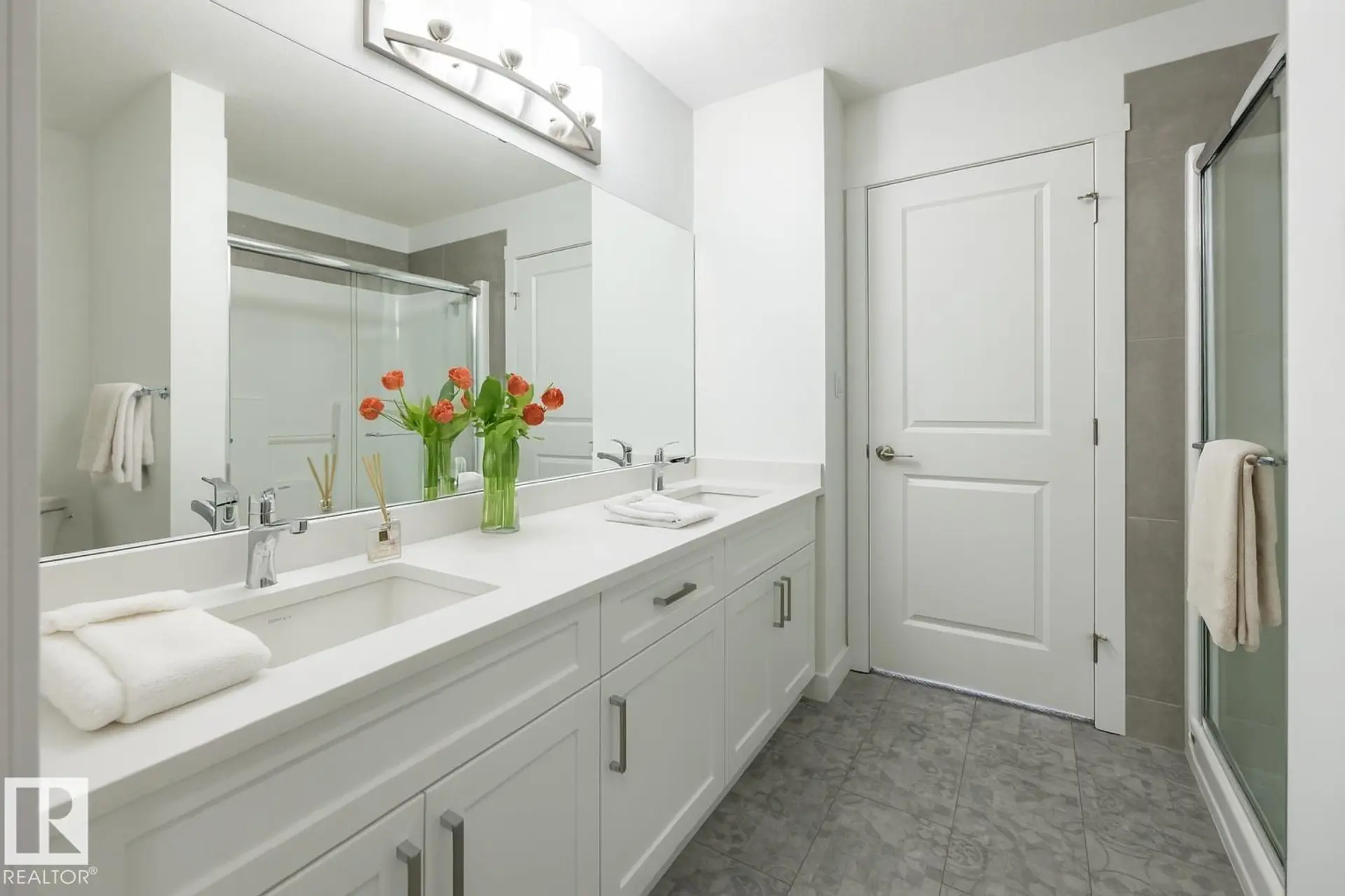 5230 Schonsee DR NW - Image 6