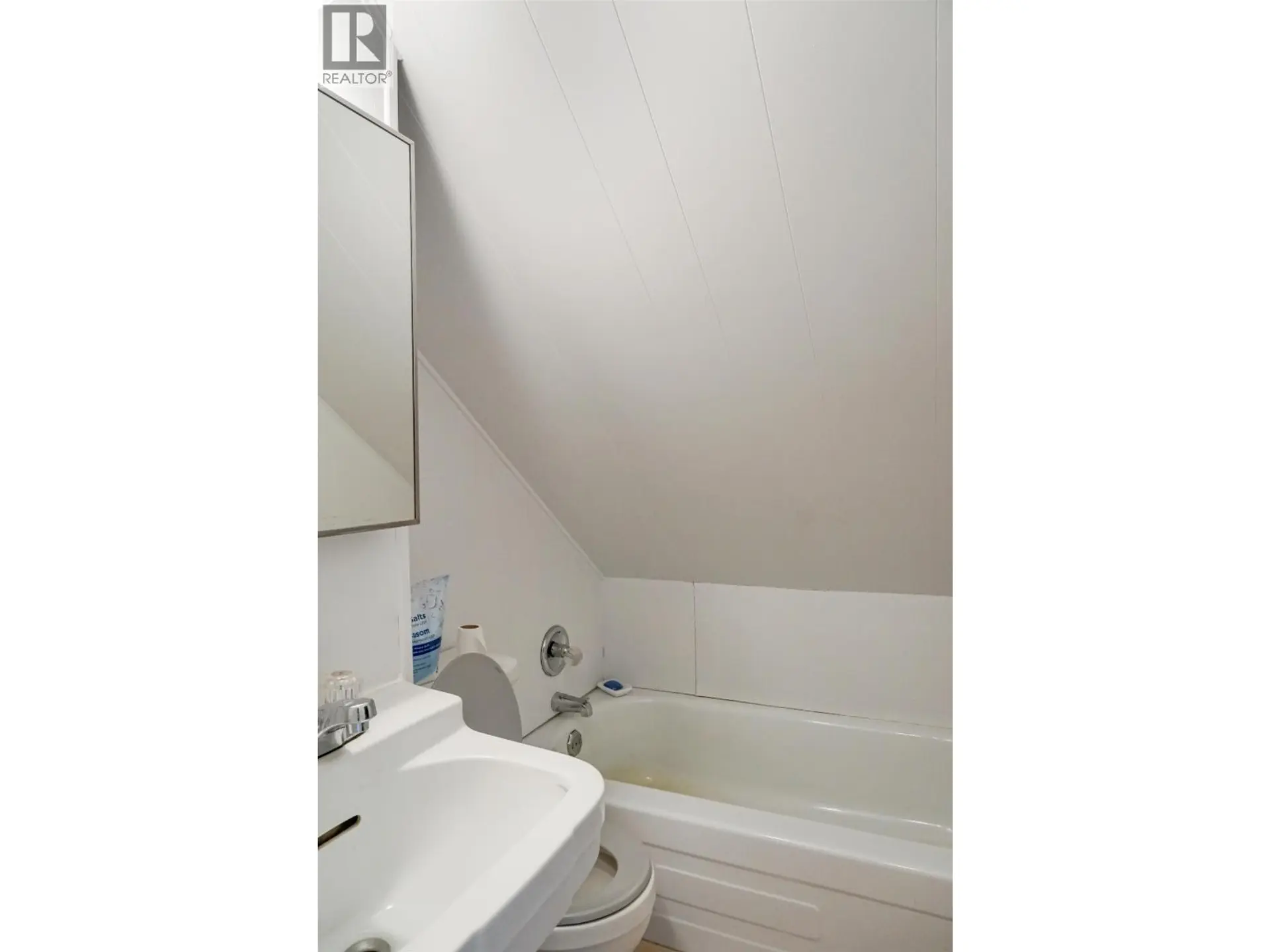 31 FULMAR STREET - Image 12