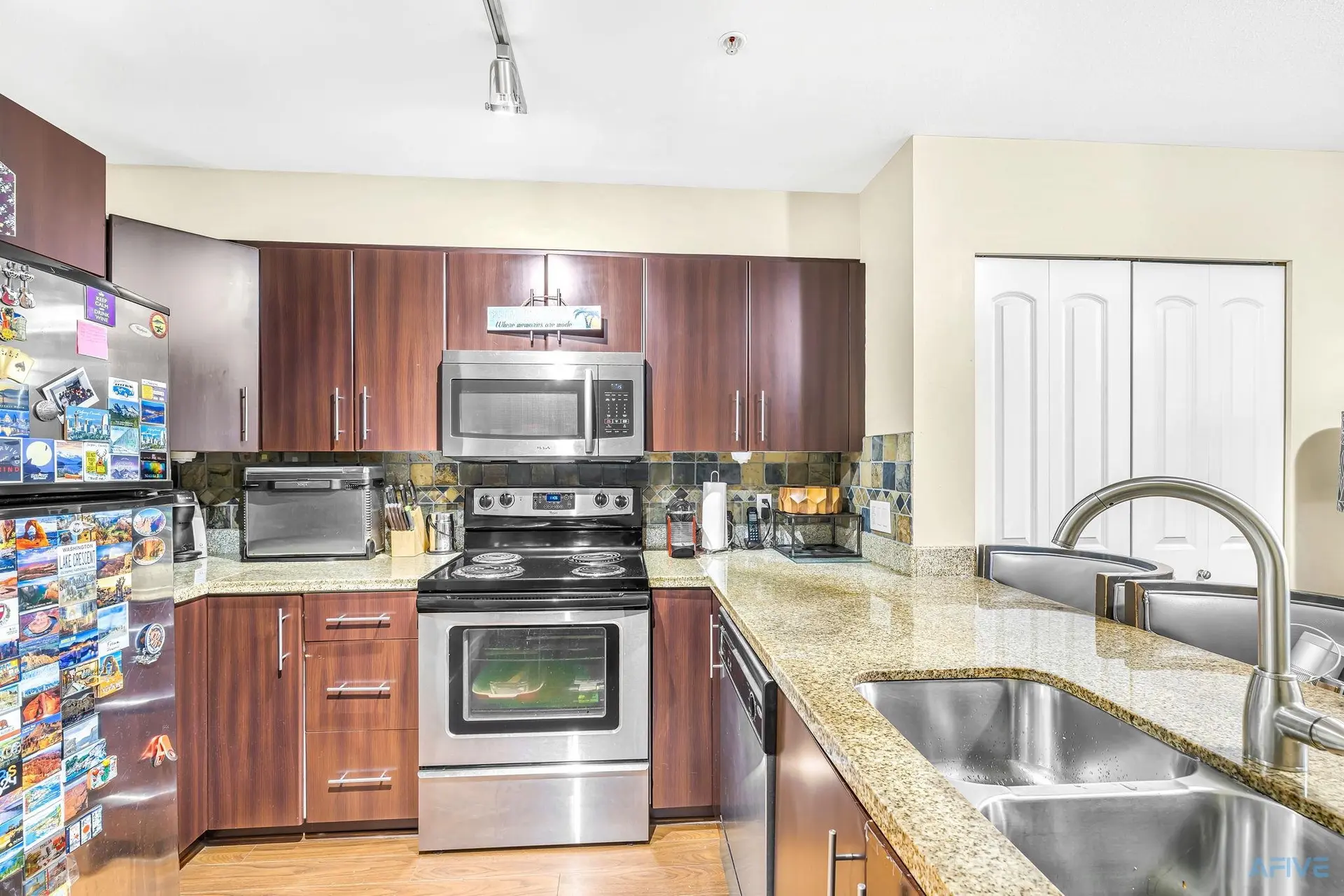 #11 7428 14th Avenue - Image 5