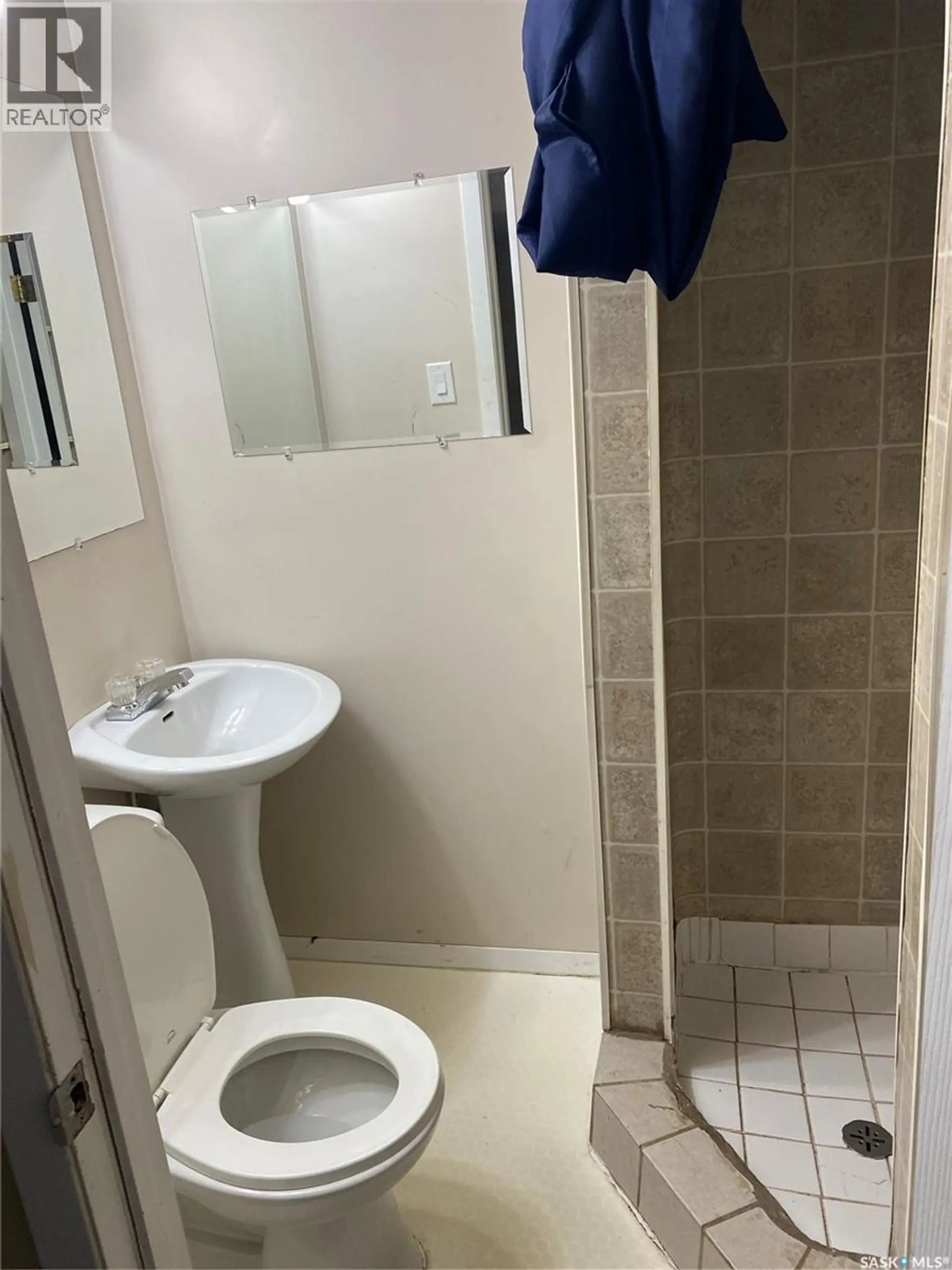 1234 G AVENUE N - Image 15