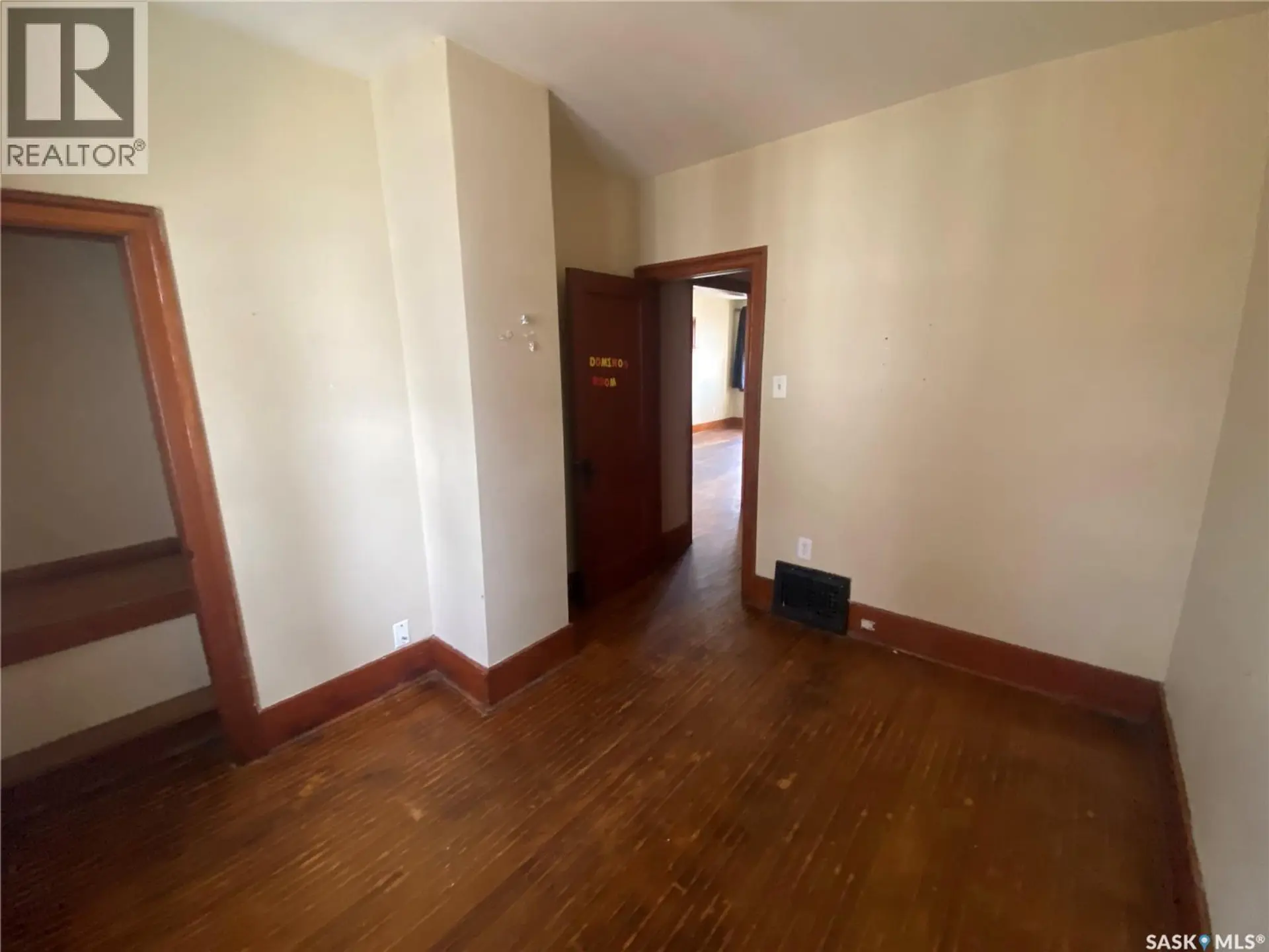 1234 G AVENUE N - Image 8