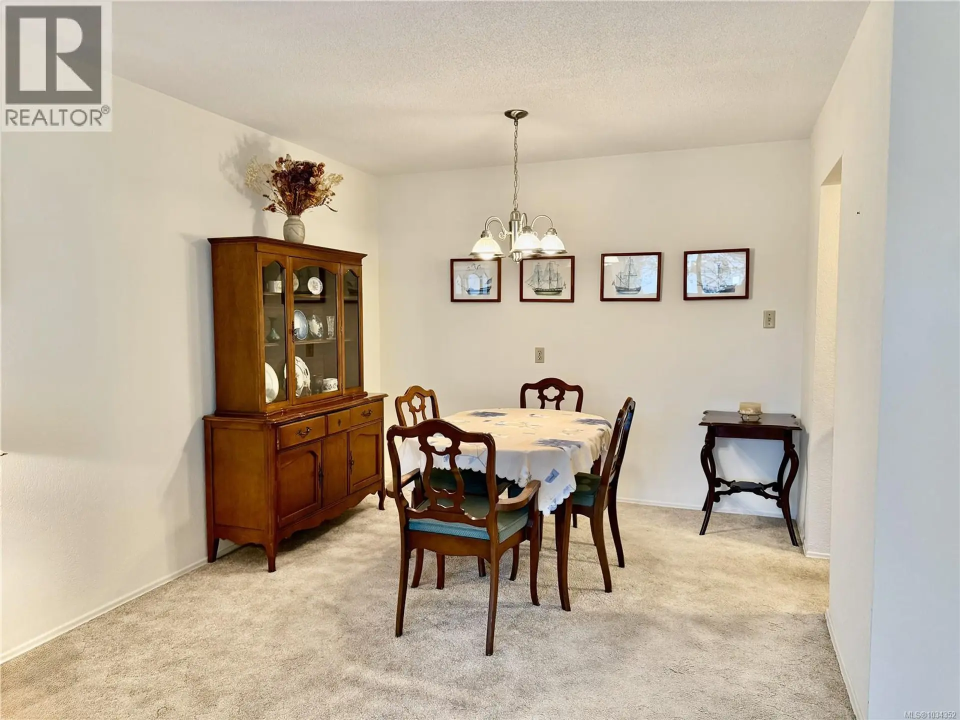 #403 1115 Rockland Ave - Image 4