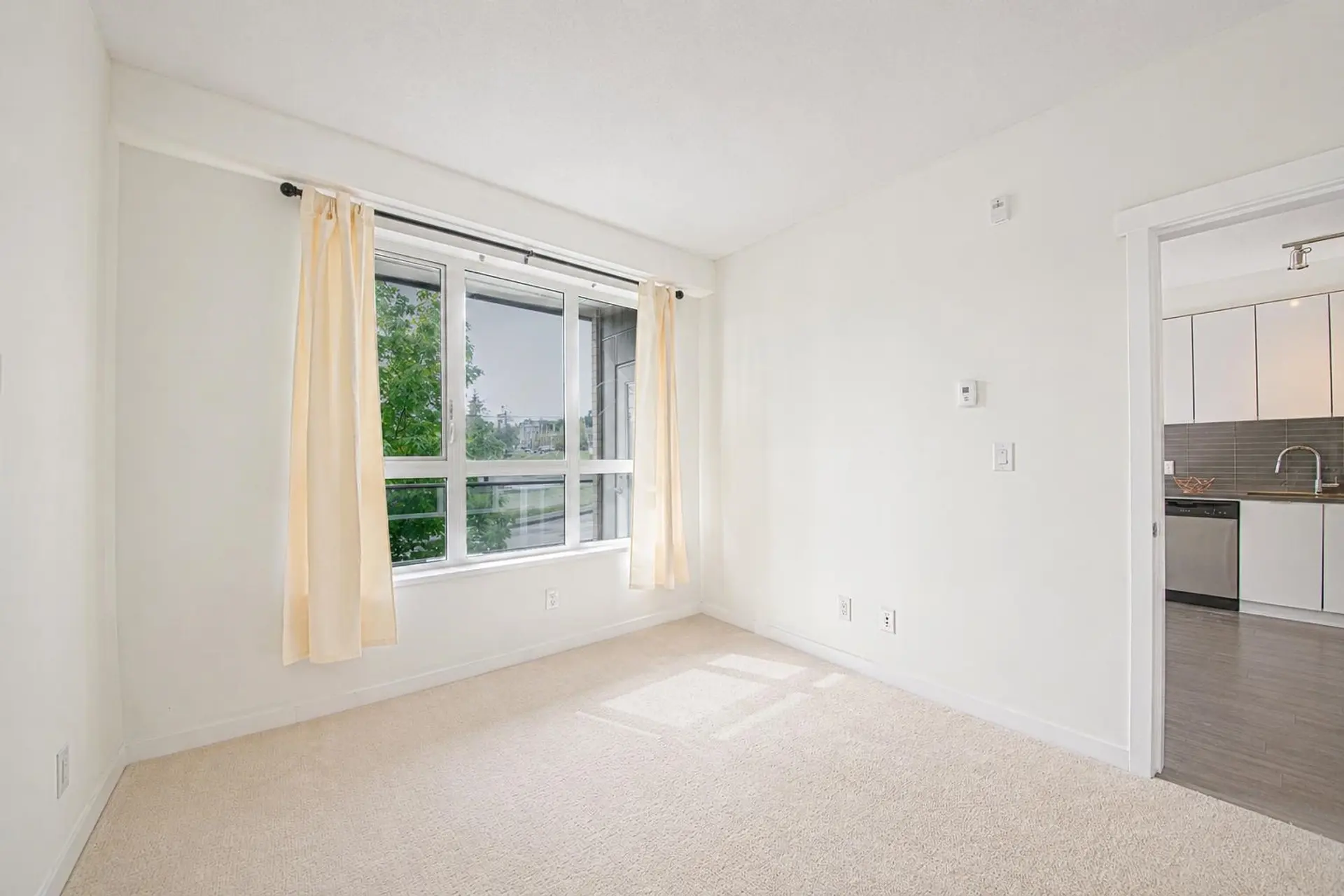 #313 9877 University Crescent - Image 11