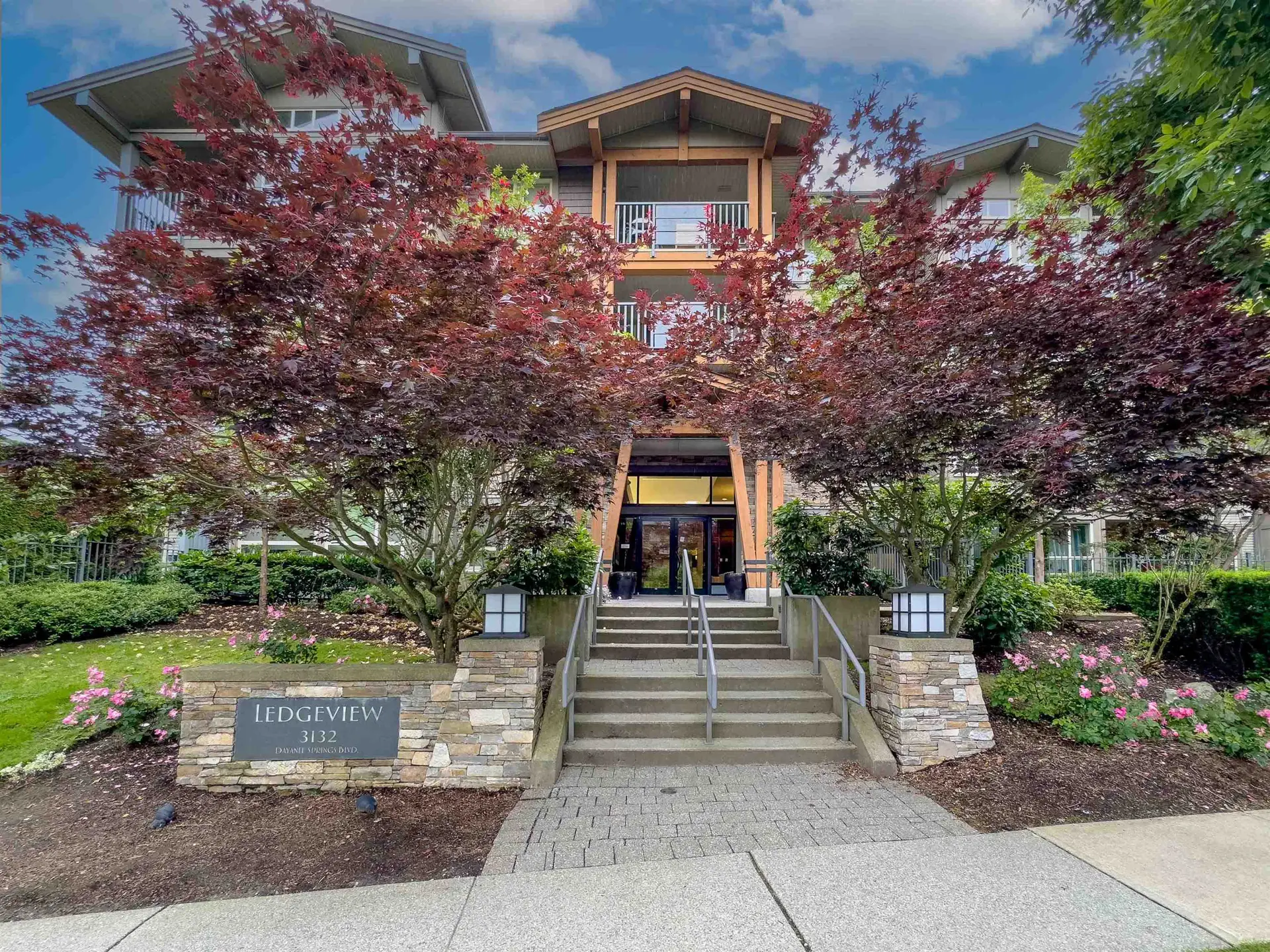 Property at #307 3132 Dayanee Springs Boulevard, Coquitlam, BC