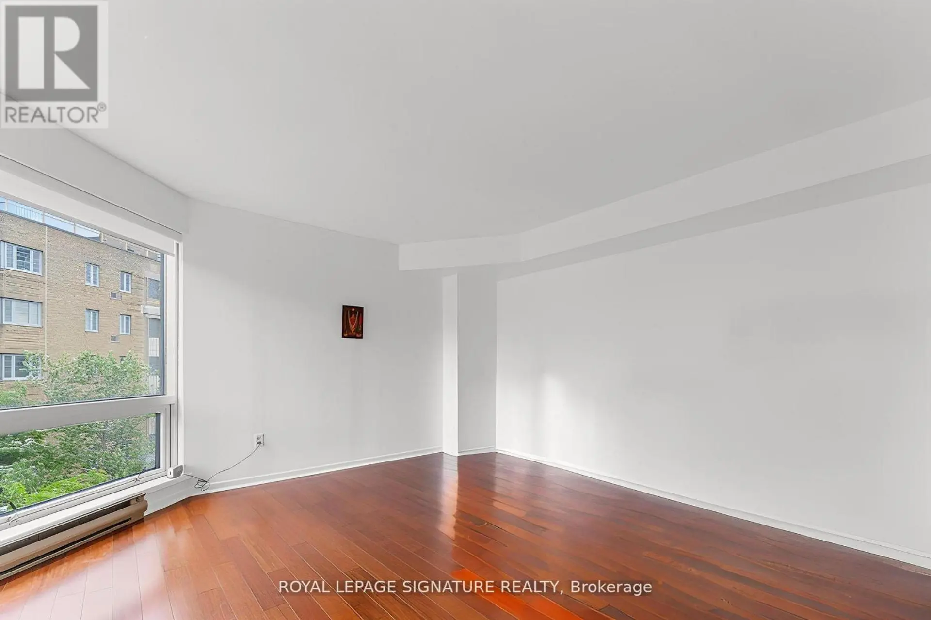 #403 1001 BAY STREET - Image 10