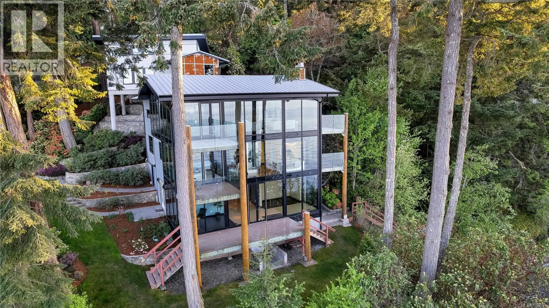 Property at 1676 Lands End Rd, North Saanich, BC