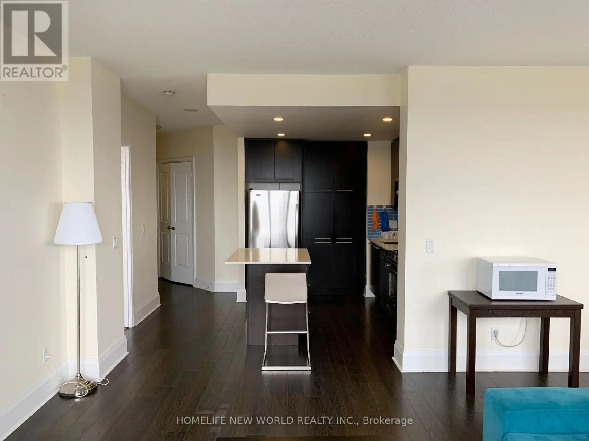 #1322 100 HARRISON GARDEN BOULEVARD - Image 11