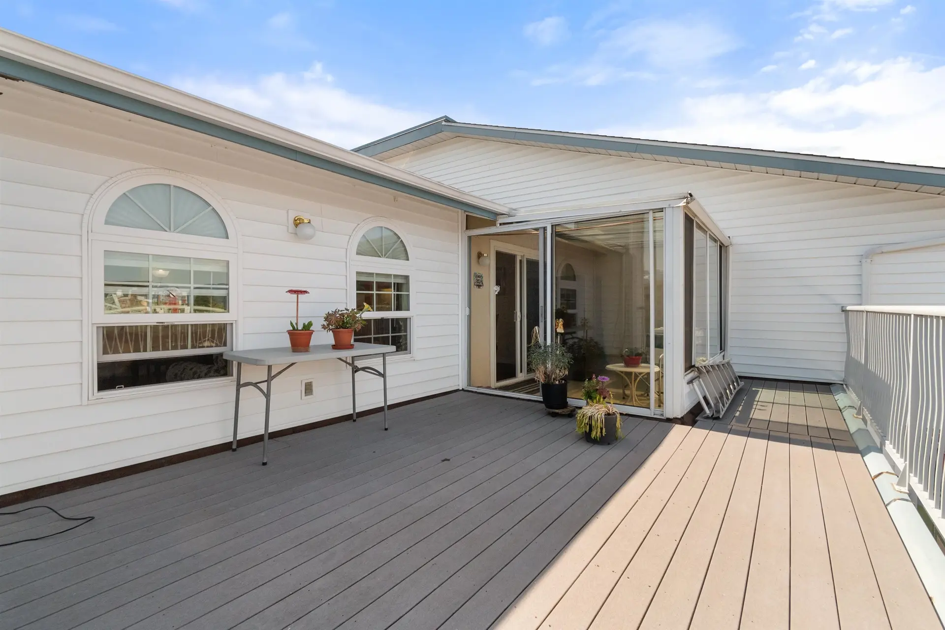 #401 9175 Edward Street - Image 2