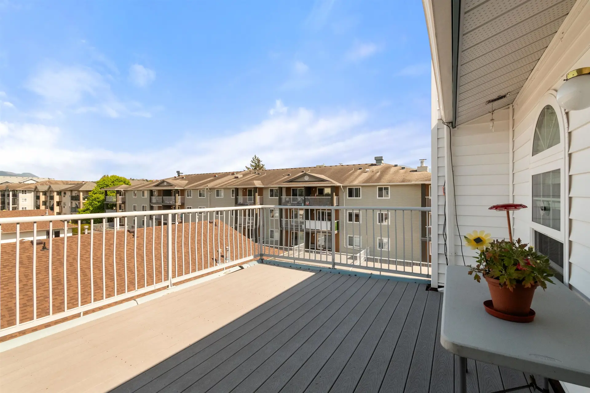 #401 9175 Edward Street - Image 16