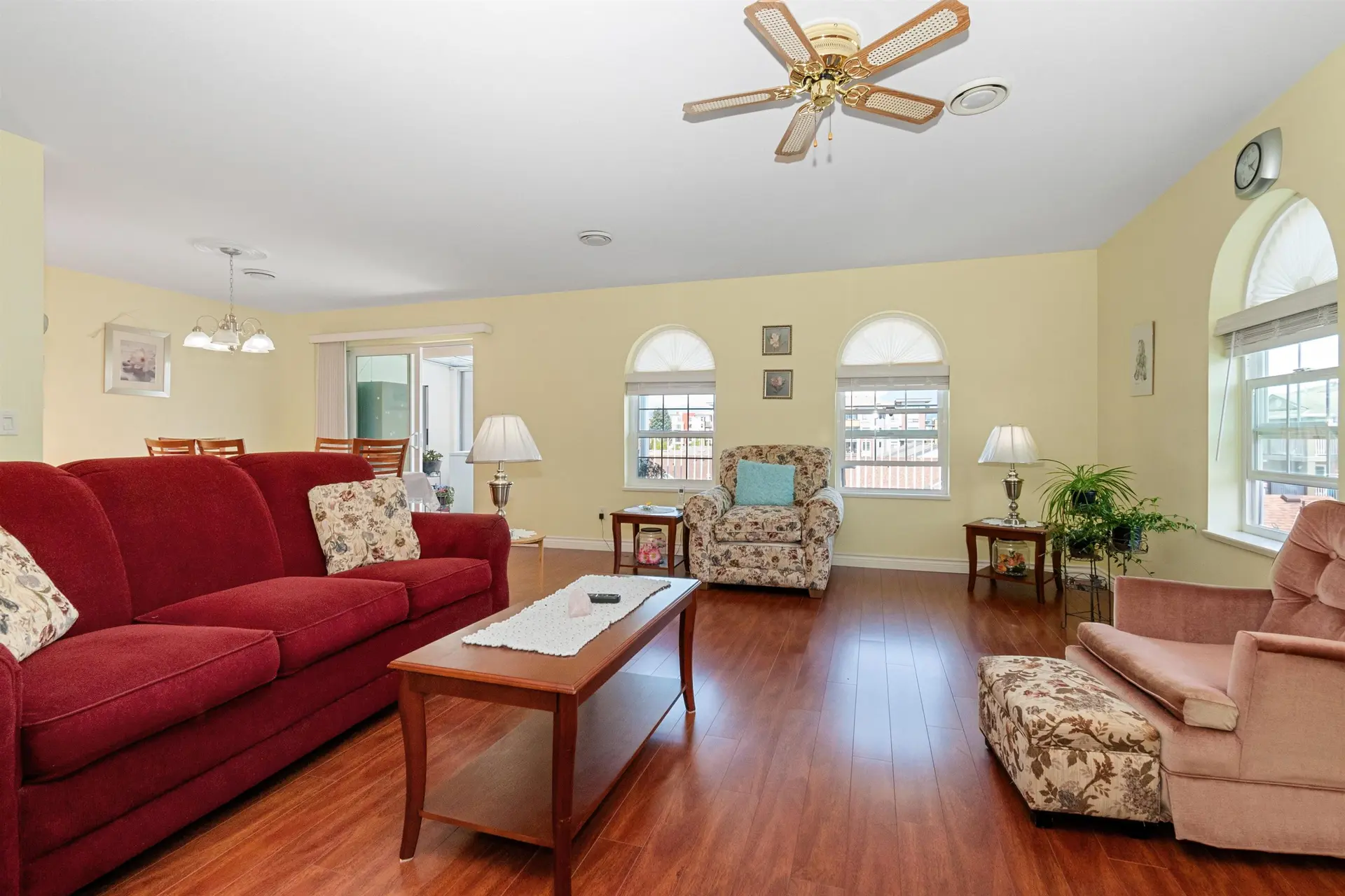 #401 9175 Edward Street - Image 9