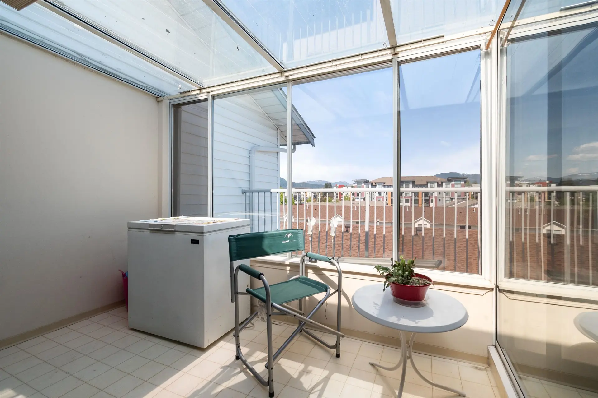 #401 9175 Edward Street - Image 15