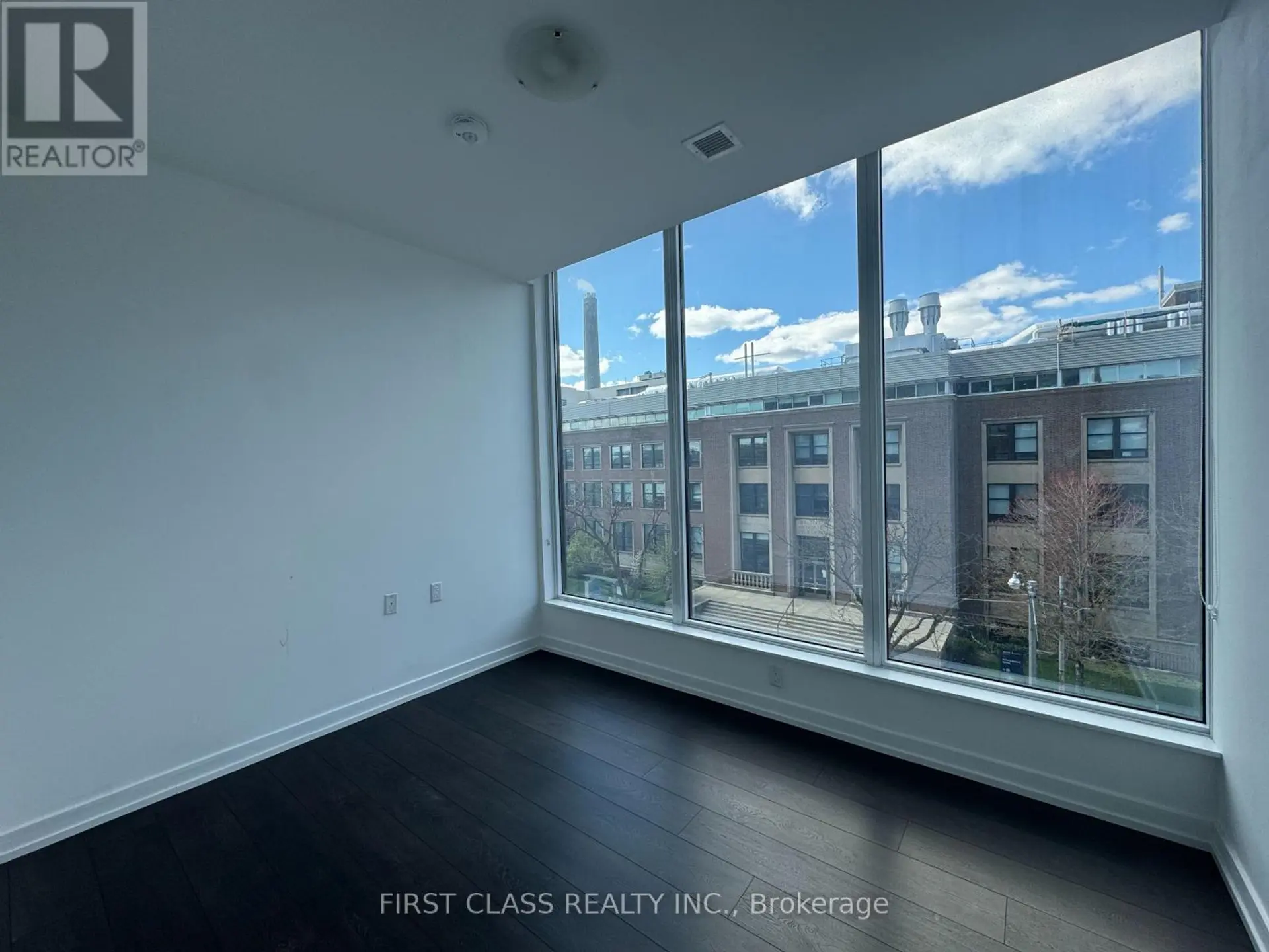 #407 203 COLLEGE STREET - Image 6