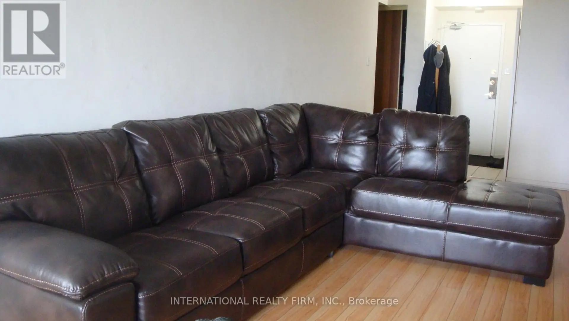 #503 75 EMMETT AVENUE - Image 4