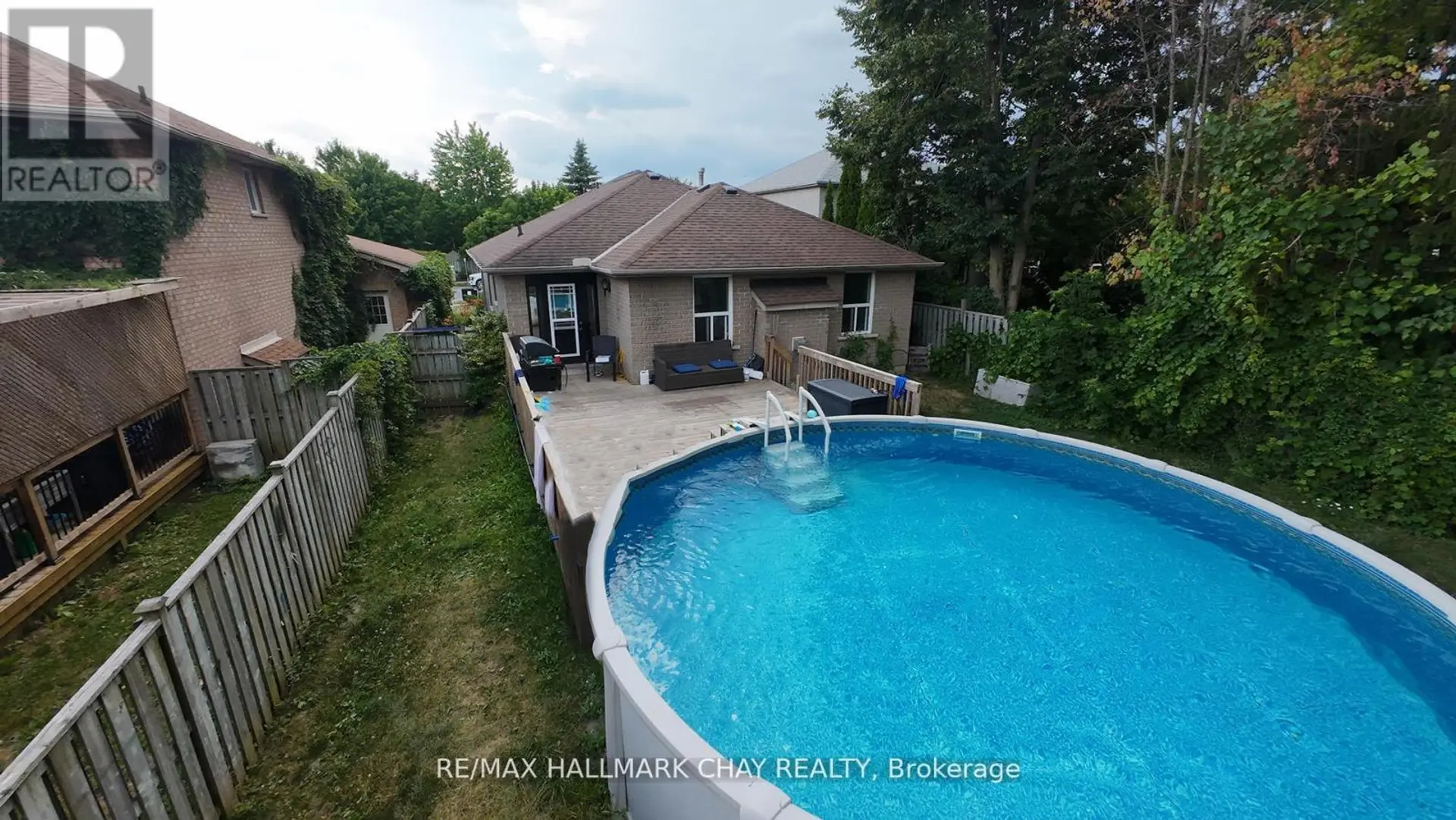 37 LOON AVENUE - Image 10