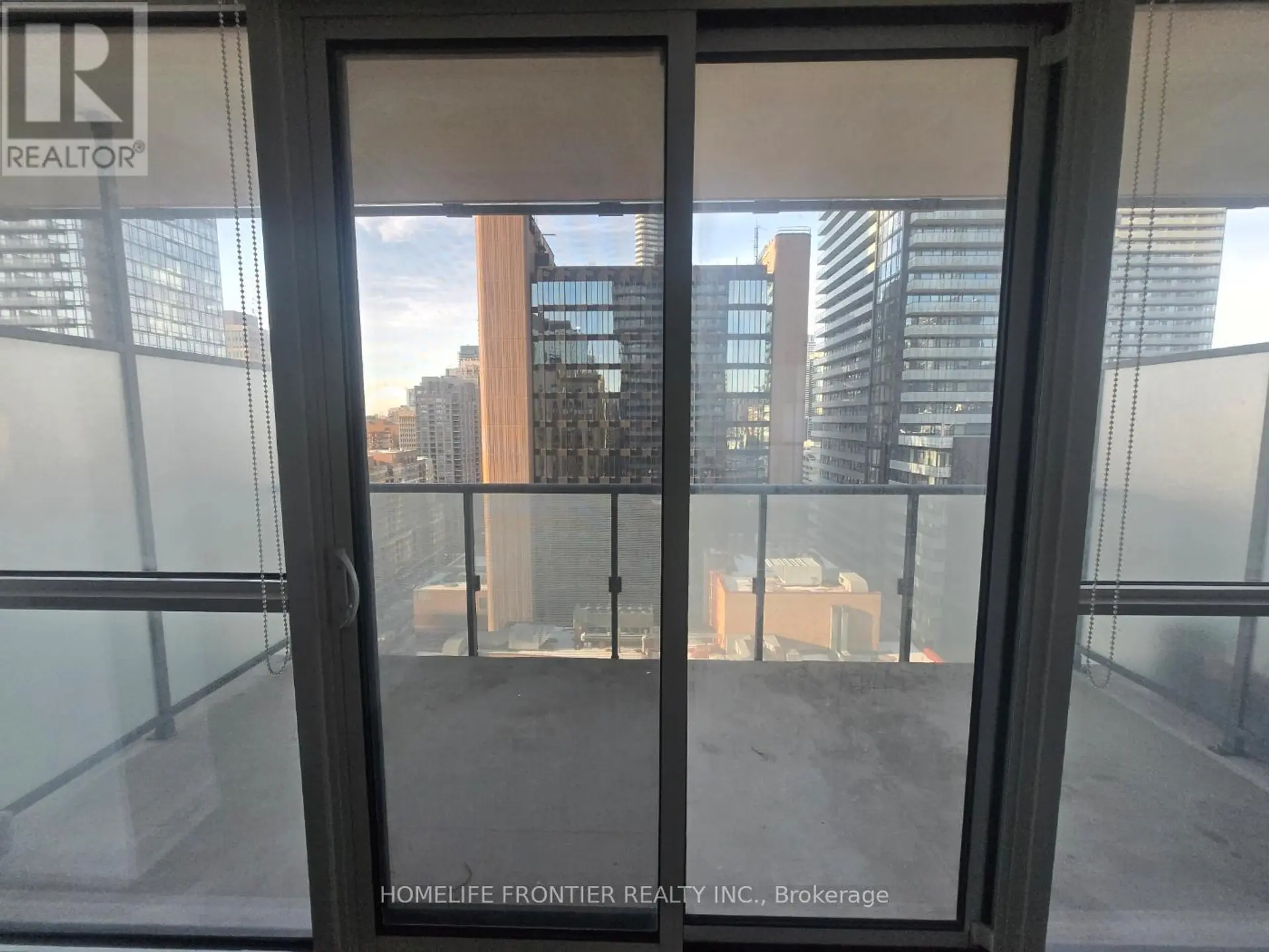 #2106 15 GRENVILLE STREET - Image 13