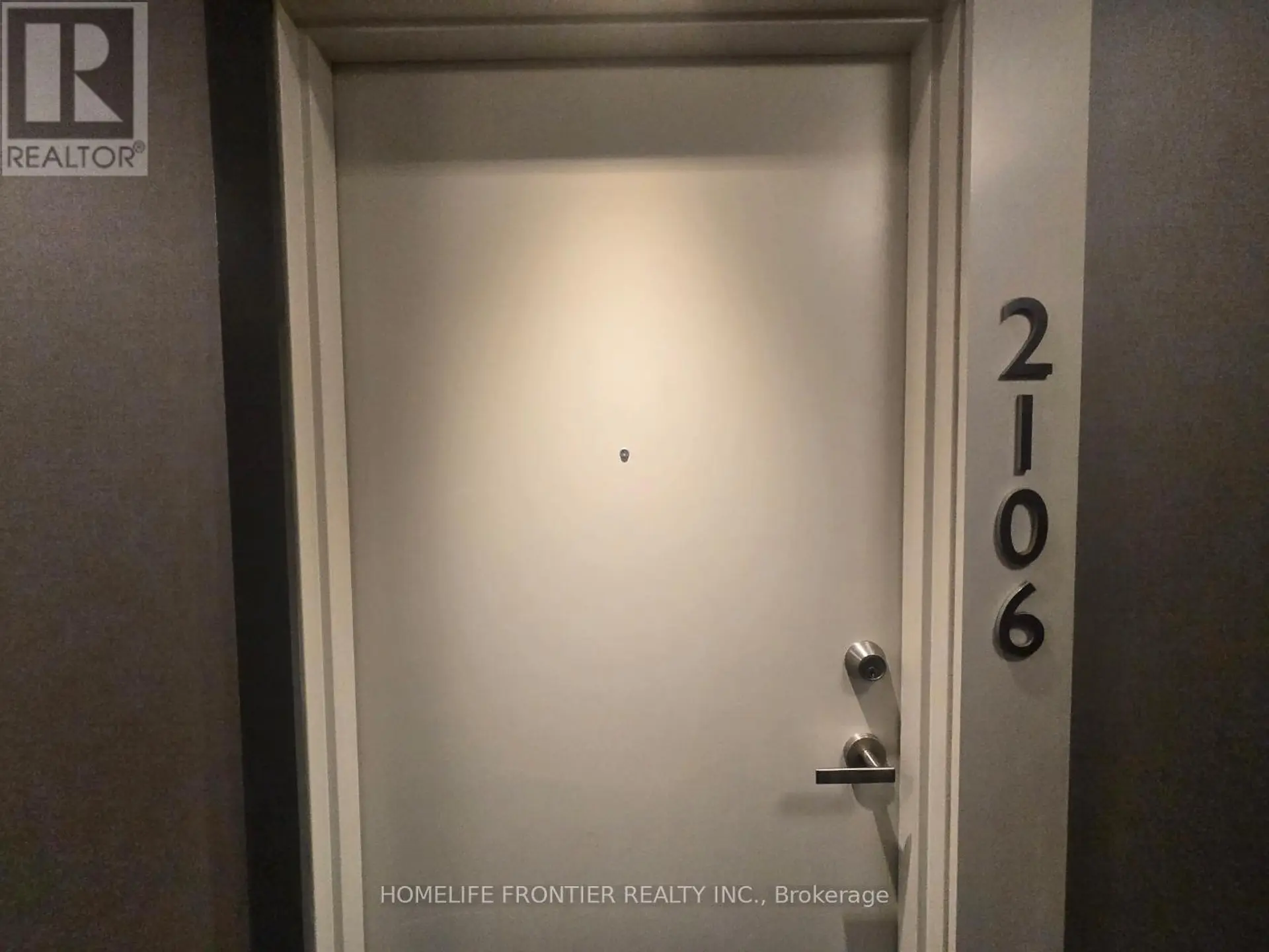 #2106 15 GRENVILLE STREET - Image 2