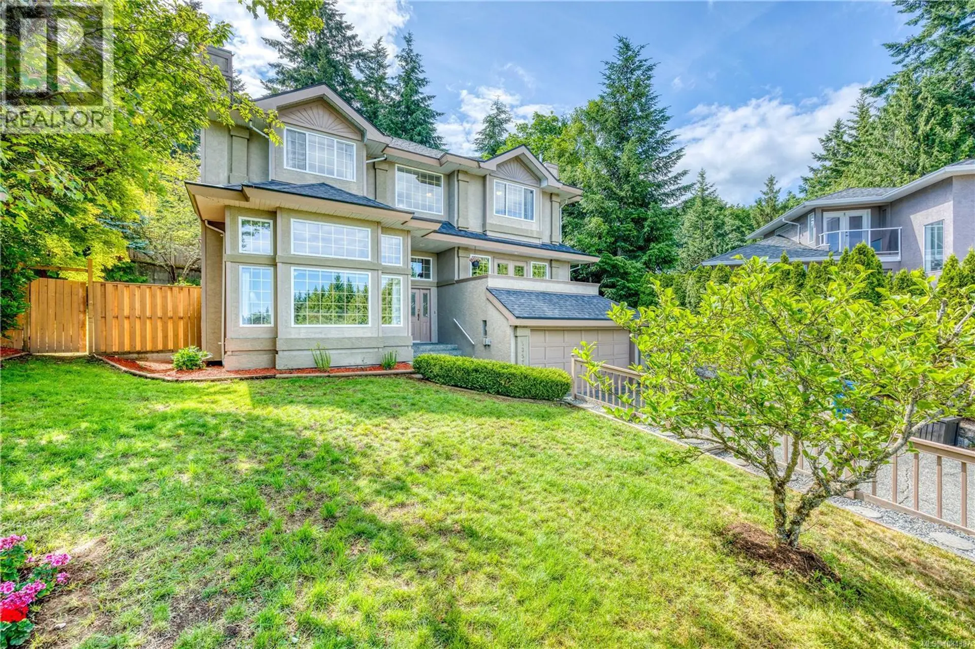 Property at 5352 Coastview Pl, Nanaimo, BC