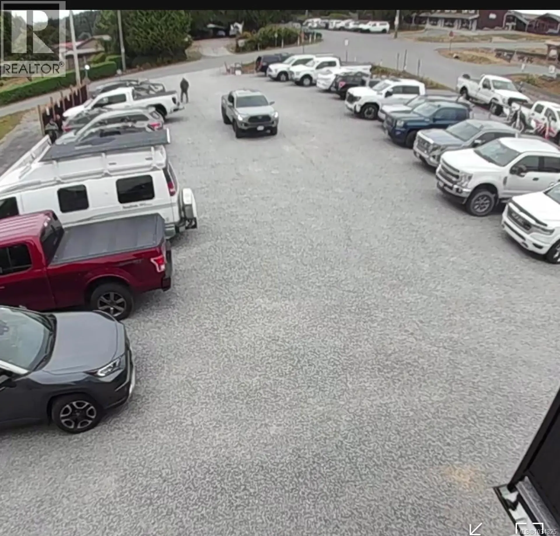 251 Frigate Rd - Image 2