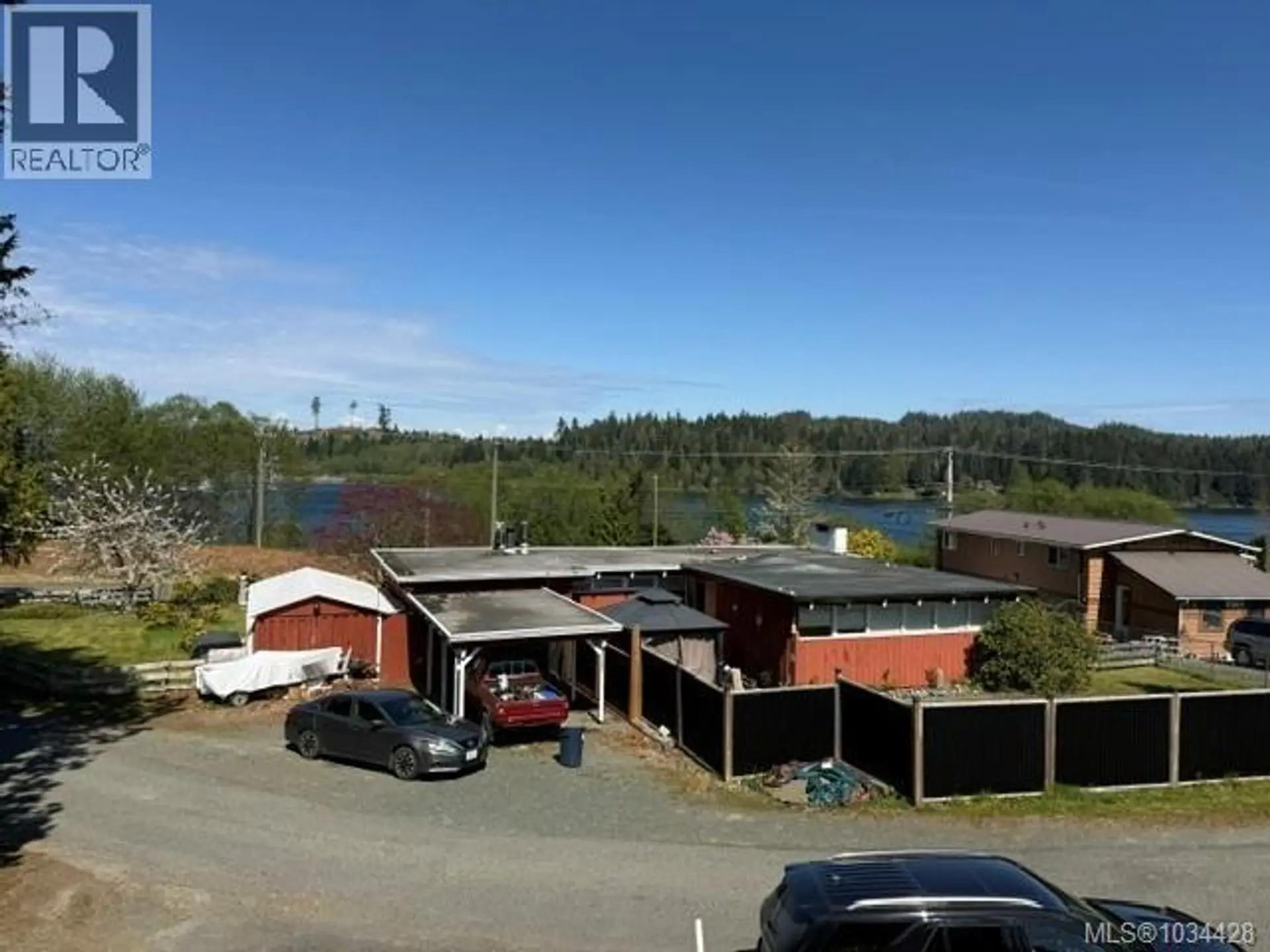 6140 Huckleberry Lane - Image 5