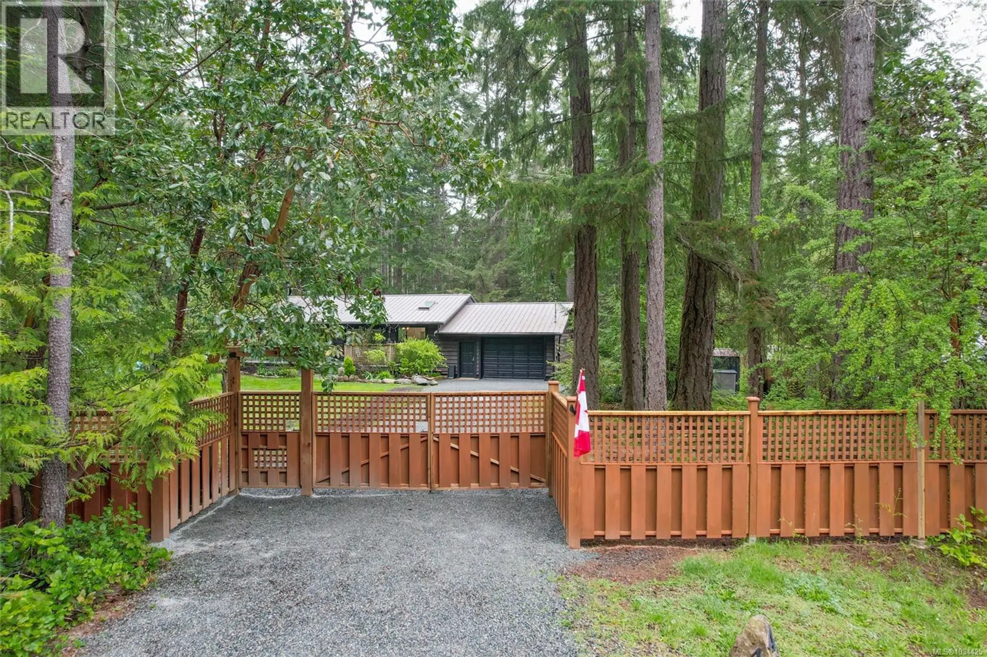 Property at 438 Dunshire Dr, Gabriola Island, BC