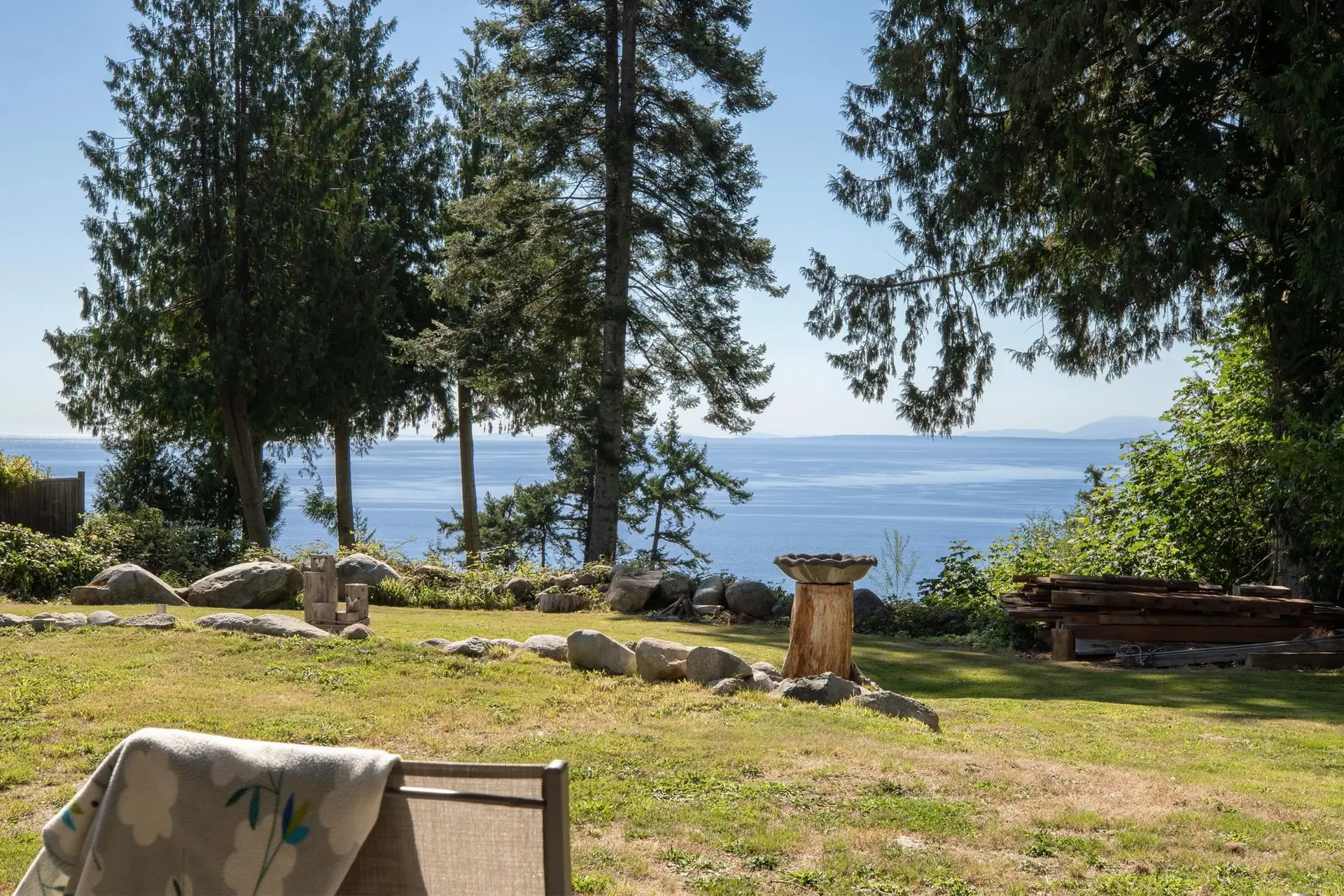 Property at 7835 Redrooffs Road, Halfmoon Bay, BC