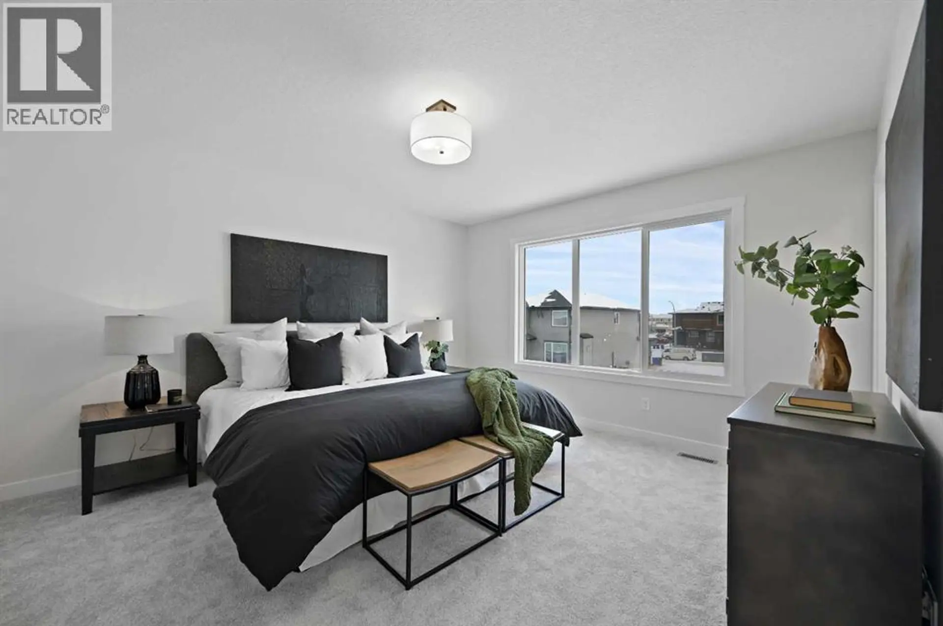 15 Fireside Common - Image 9