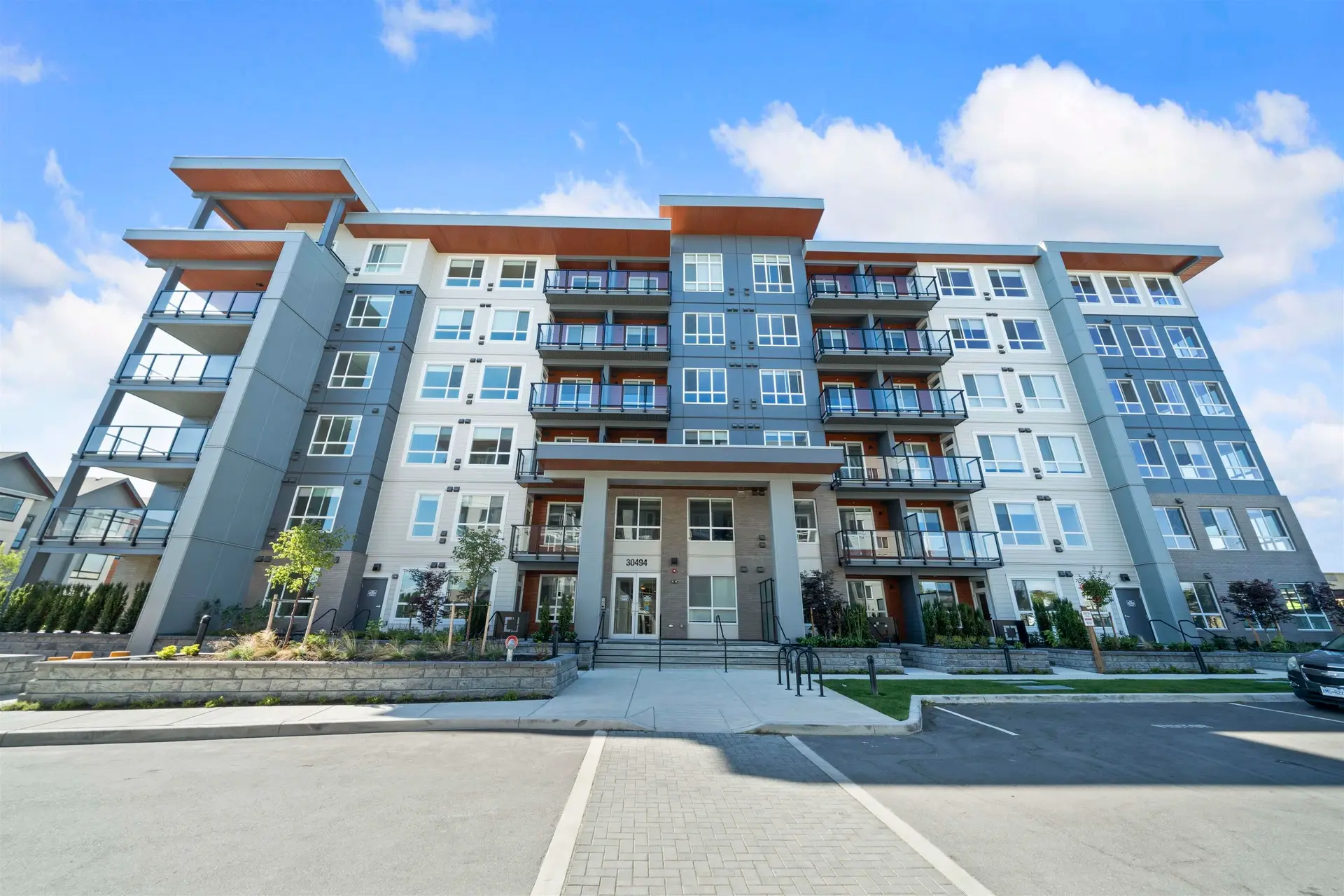 #301 30494 Cardinal Avenue - Image 2