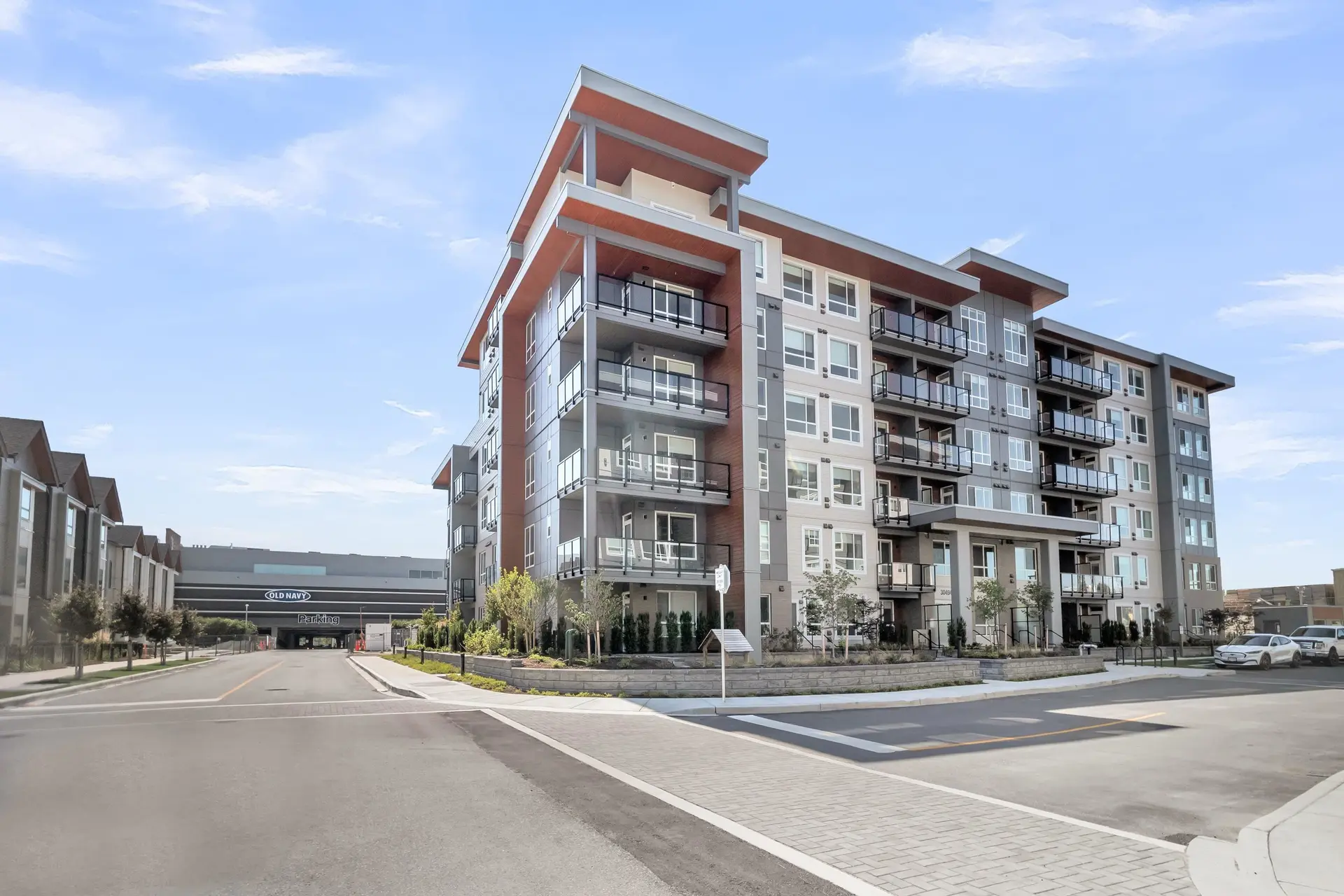 #301 30494 Cardinal Avenue - Image 3