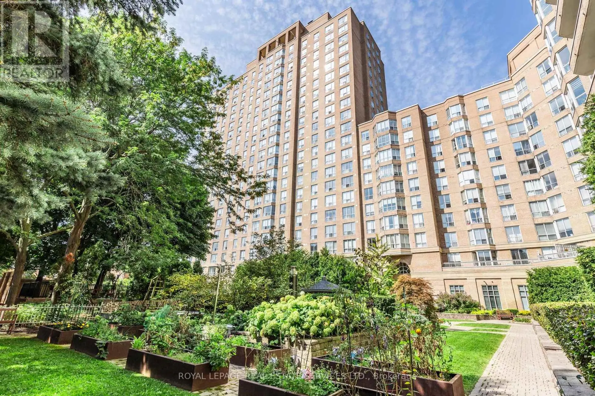 #202 11 THORNCLIFFE PARK DRIVE - Image 8