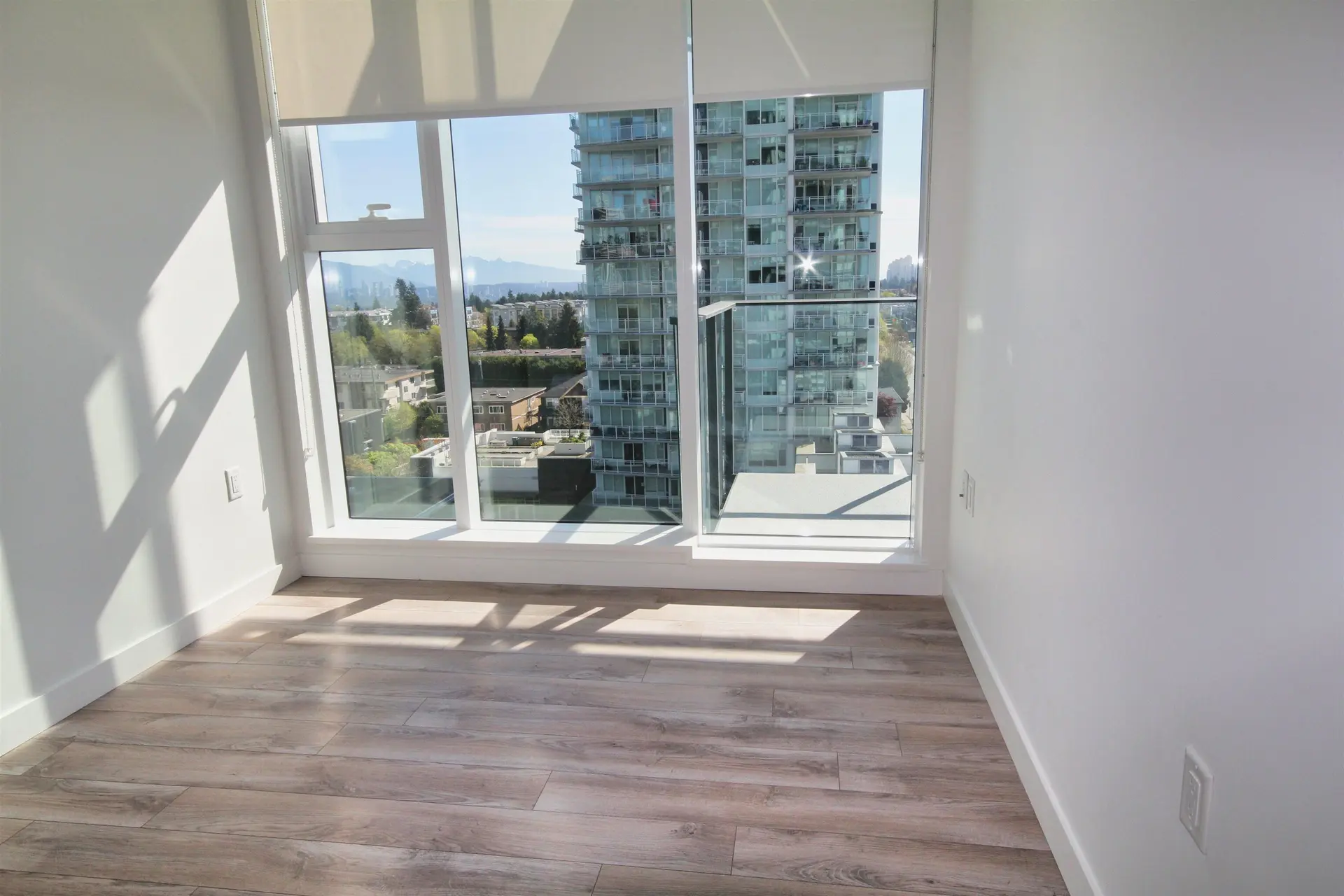 #907 6699 Dunblane Avenue - Image 7