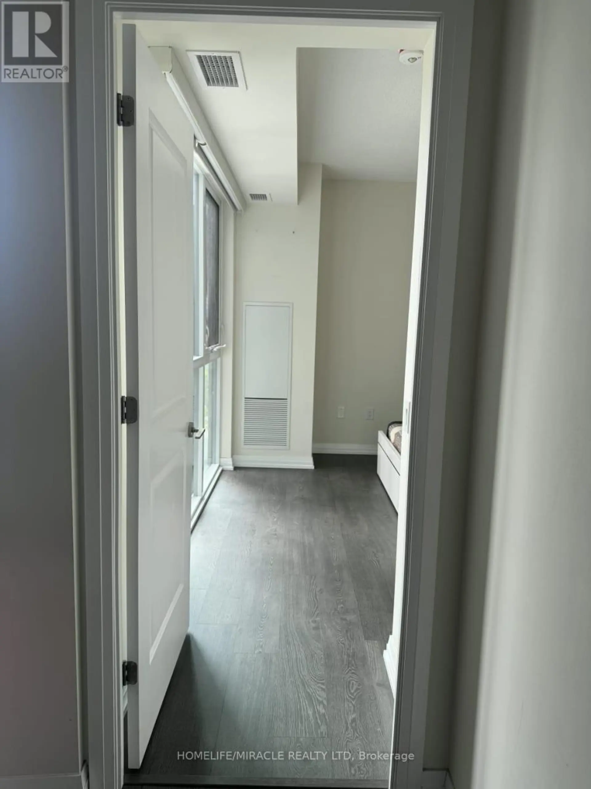 #521 50 THOMAS RILEY ROAD - Image 11