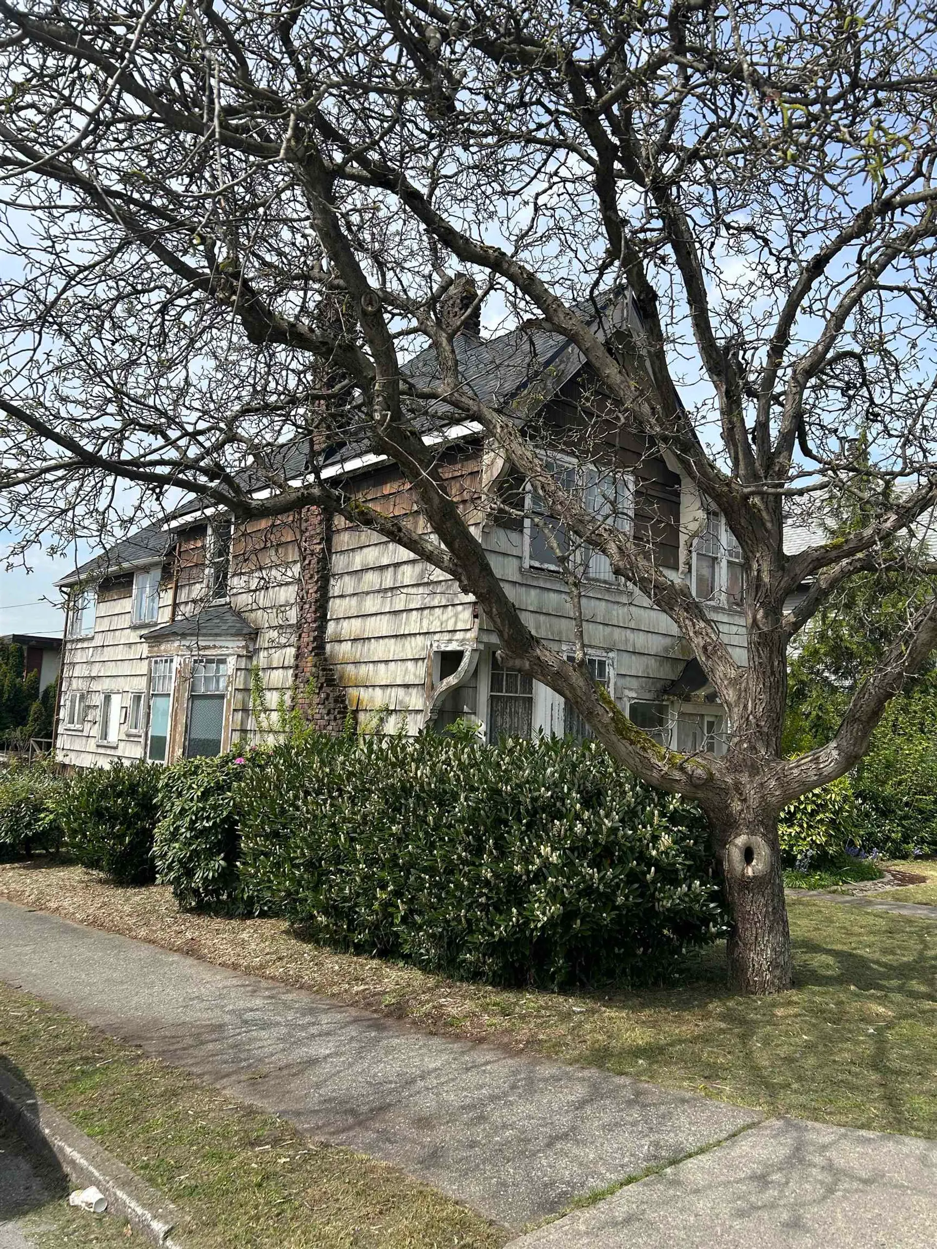 Property at 422 Eighth Street, New Westminster, BC