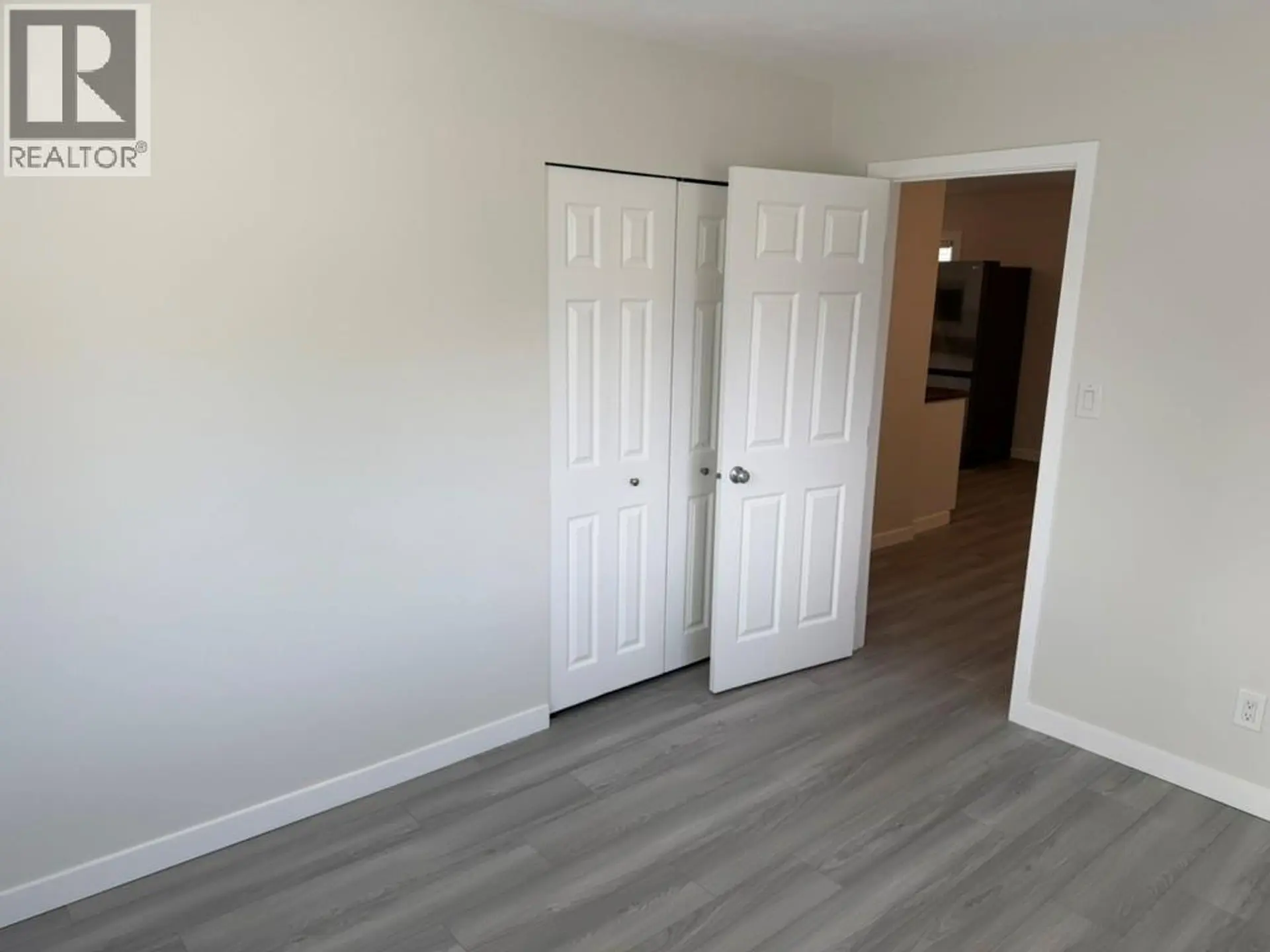 309 100A Avenue - Image 17