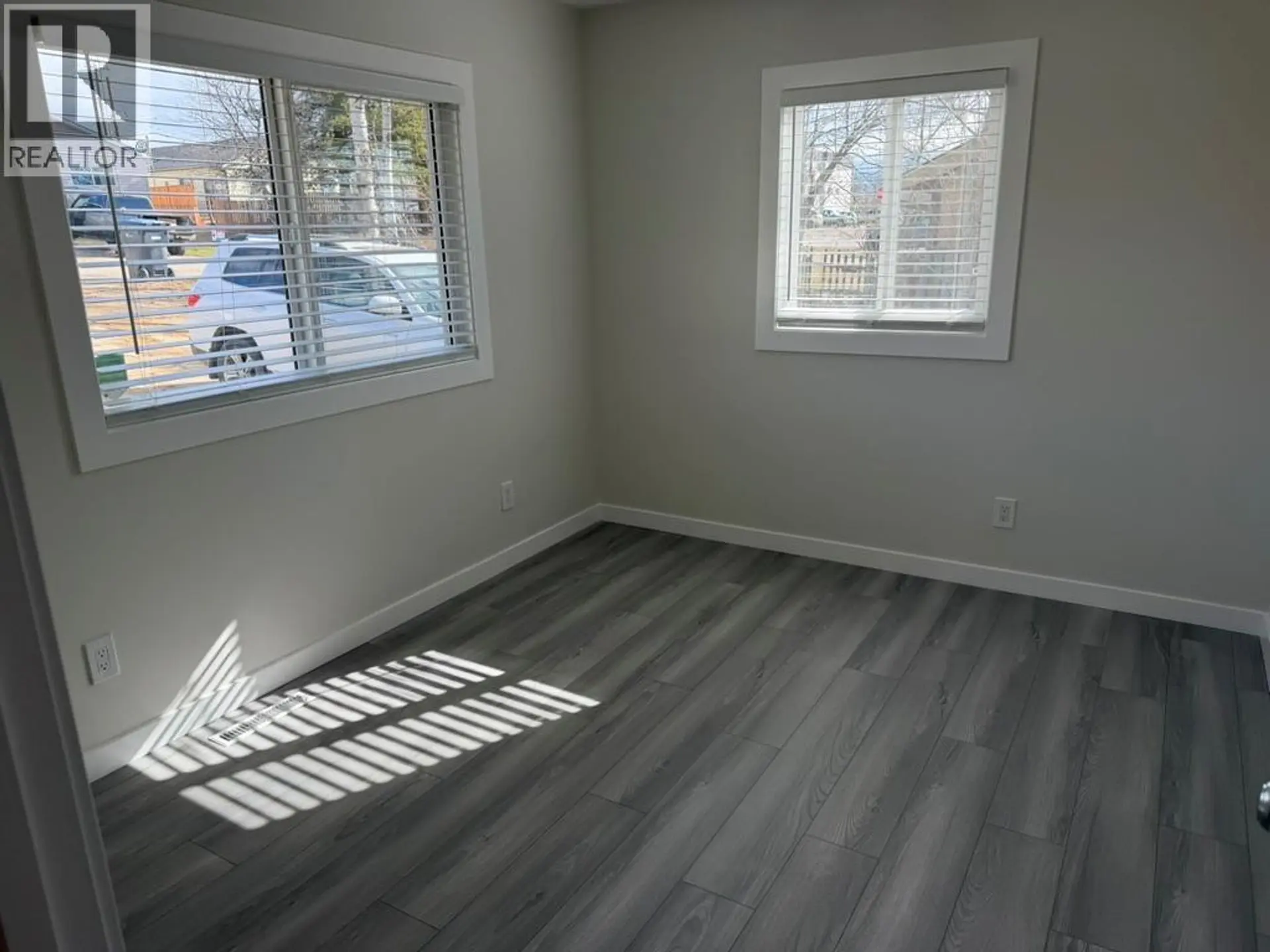 309 100A Avenue - Image 14