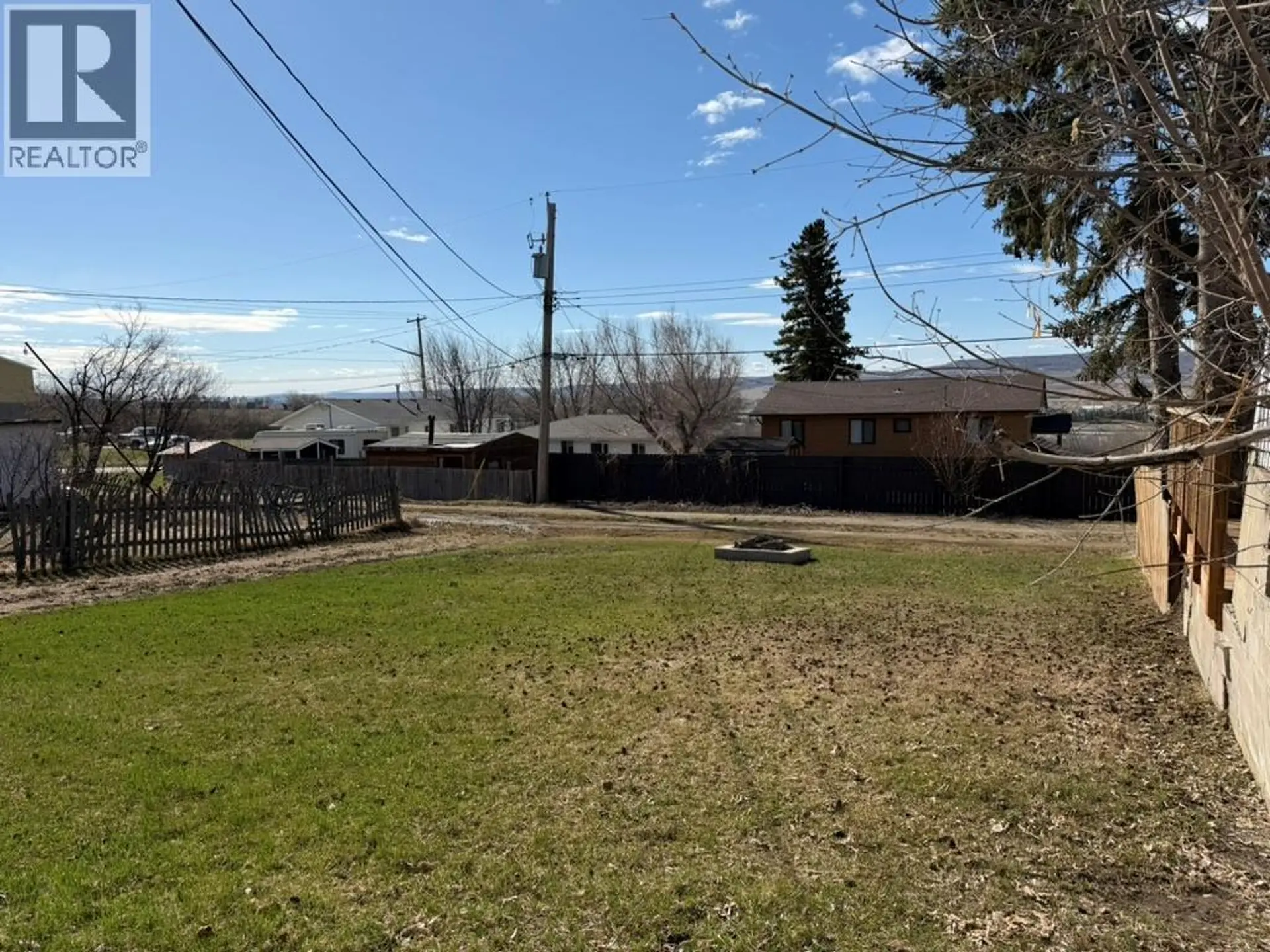 309 100A Avenue - Image 2