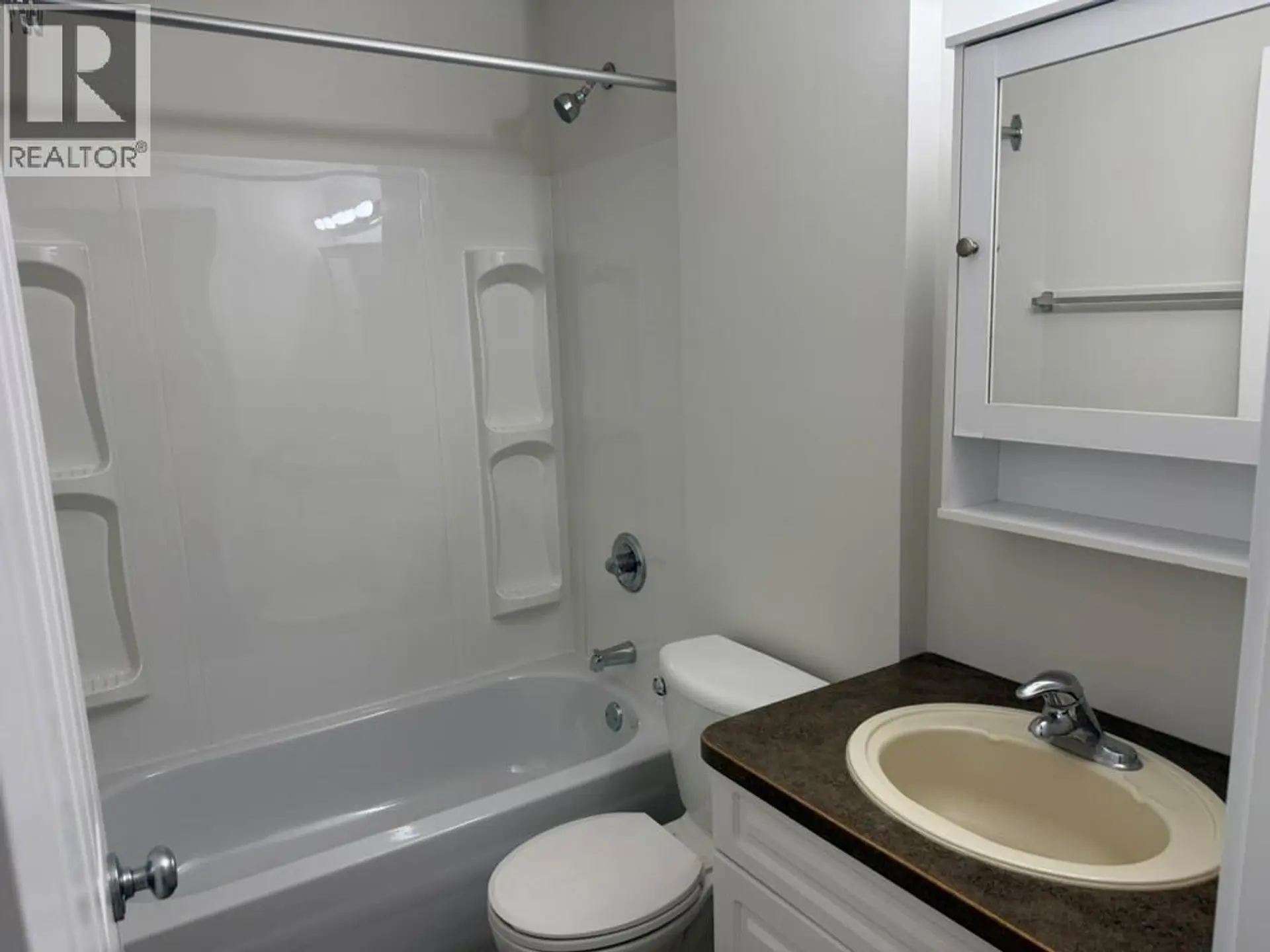 309 100A Avenue - Image 20