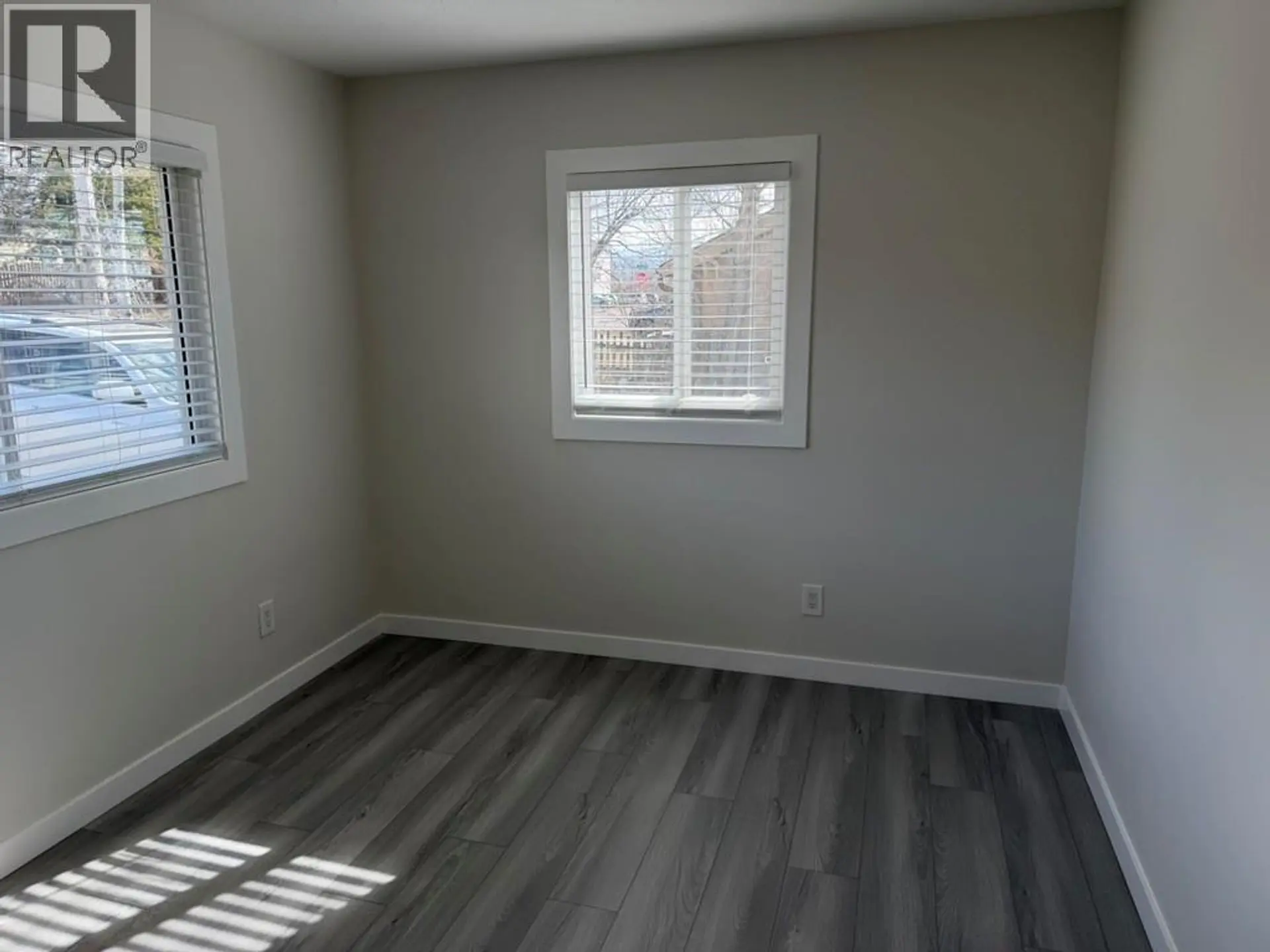 309 100A Avenue - Image 18