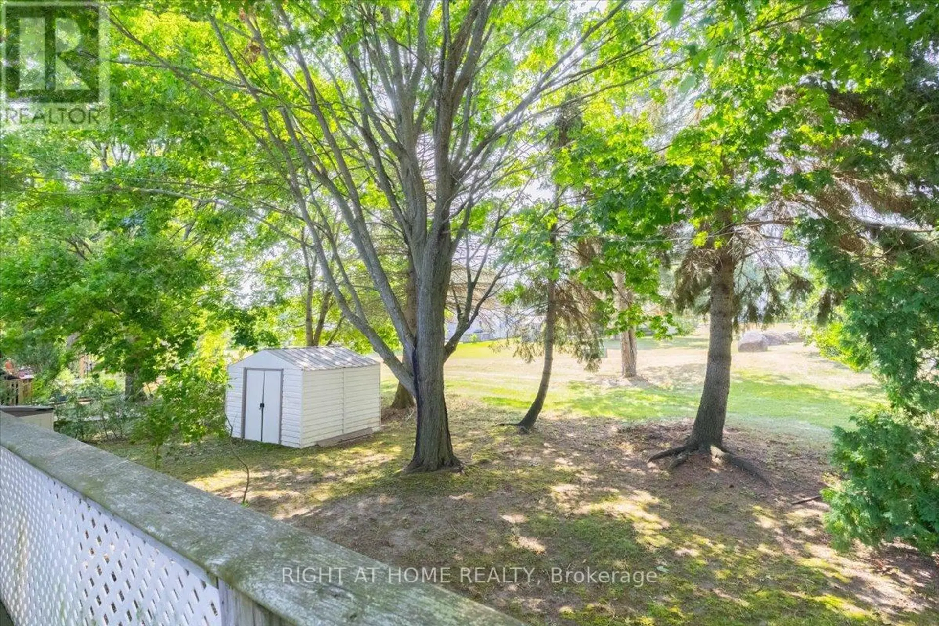 45 LINDEN LANE - Image 16