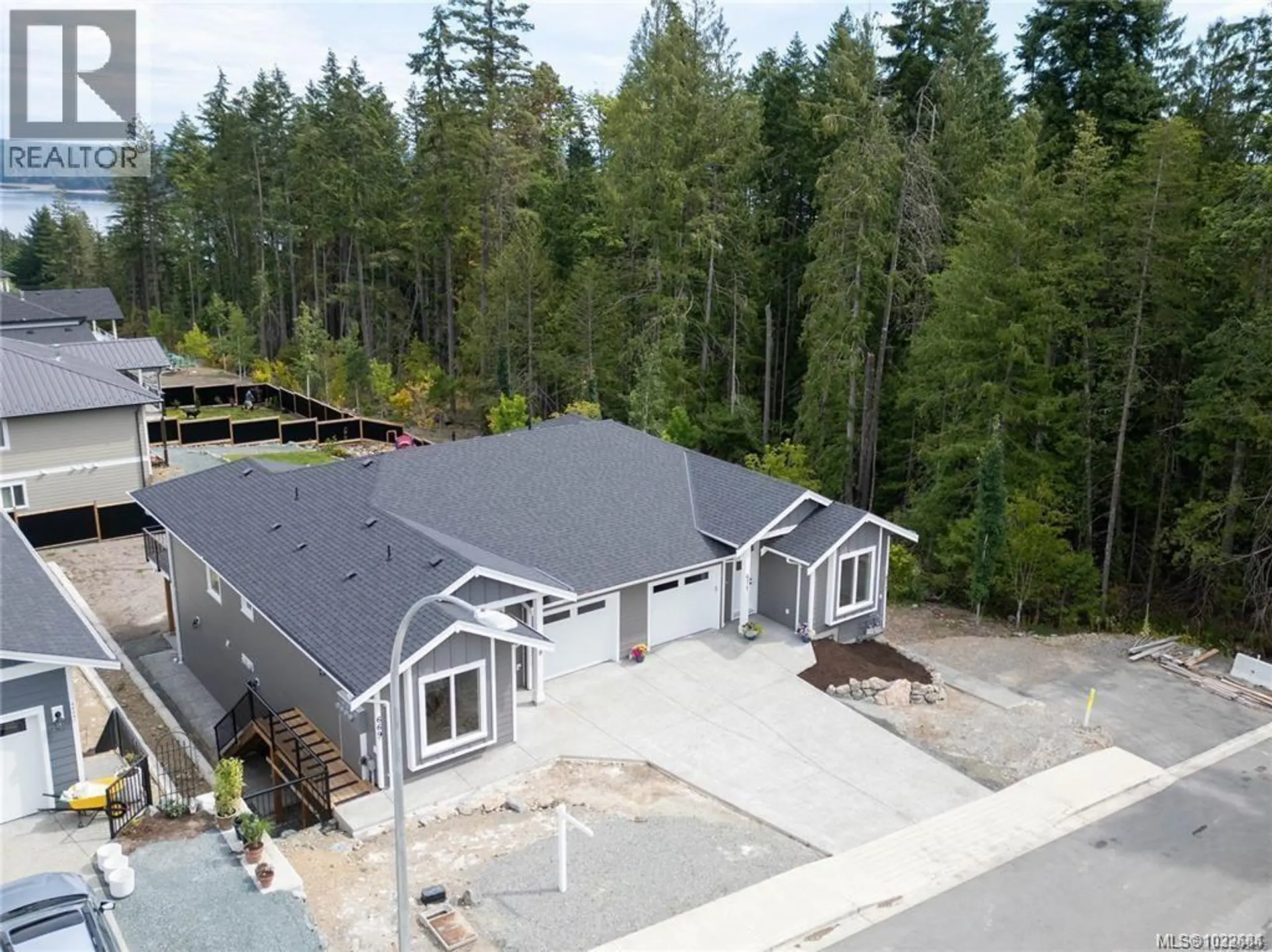 Property at 671 Sanderson Rd, Ladysmith, BC