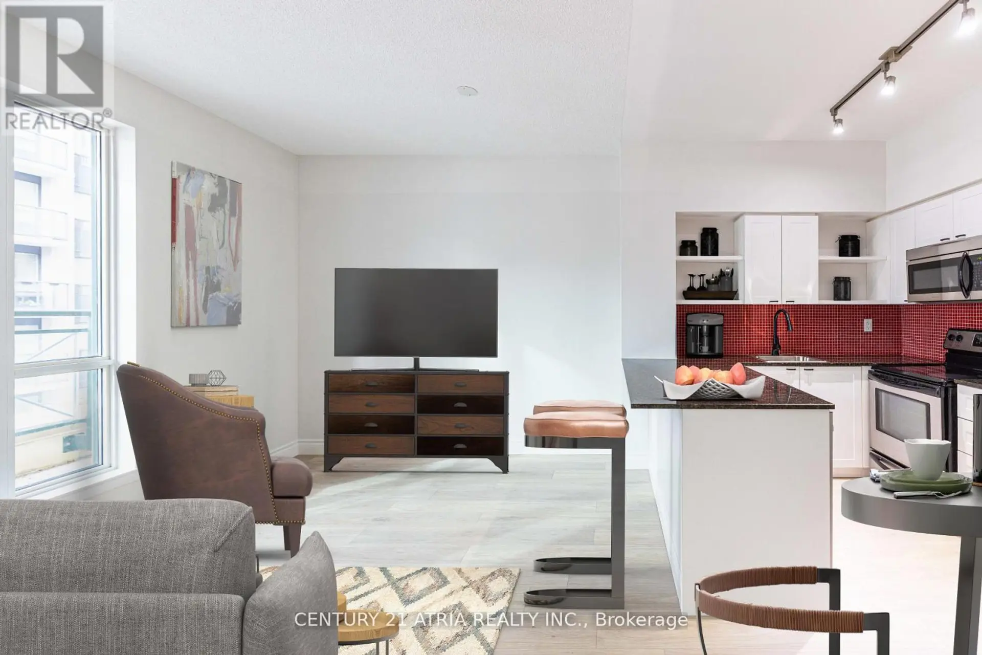 #506 35 HAYDEN STREET - Image 2