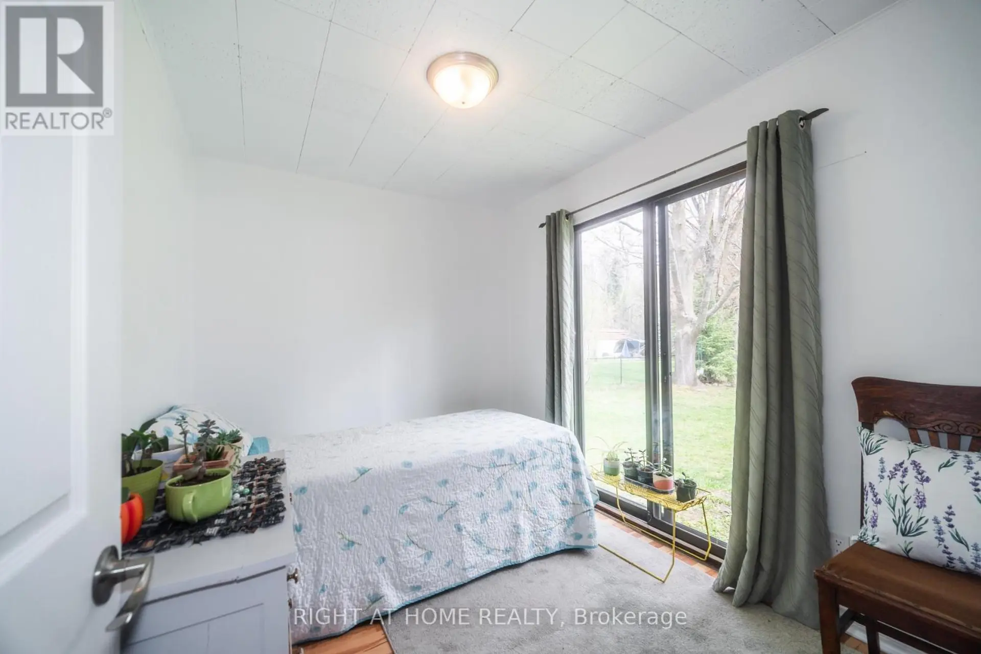 1007 FERRIER AVENUE - Image 13