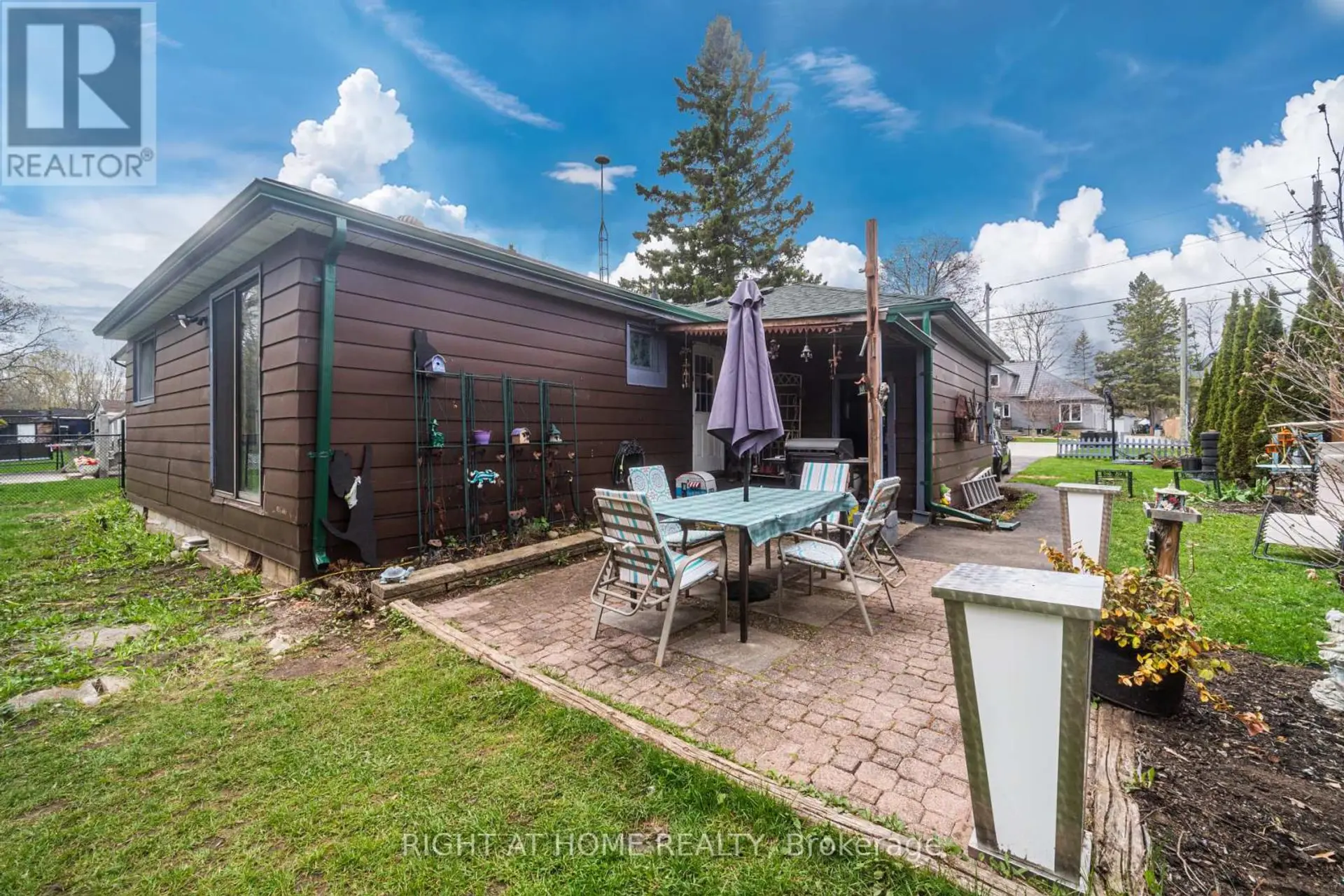 1007 FERRIER AVENUE - Image 15