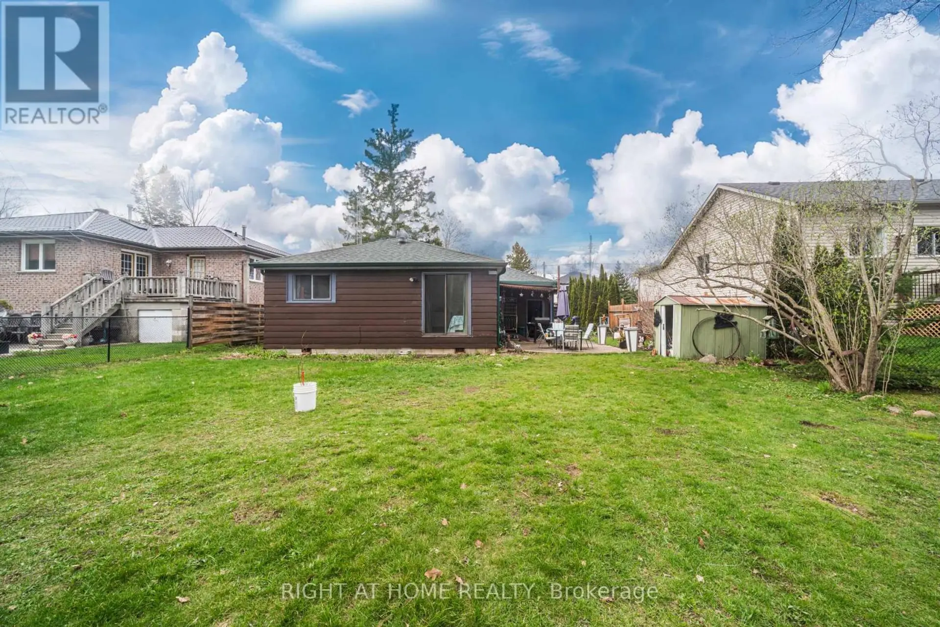 1007 FERRIER AVENUE - Image 17